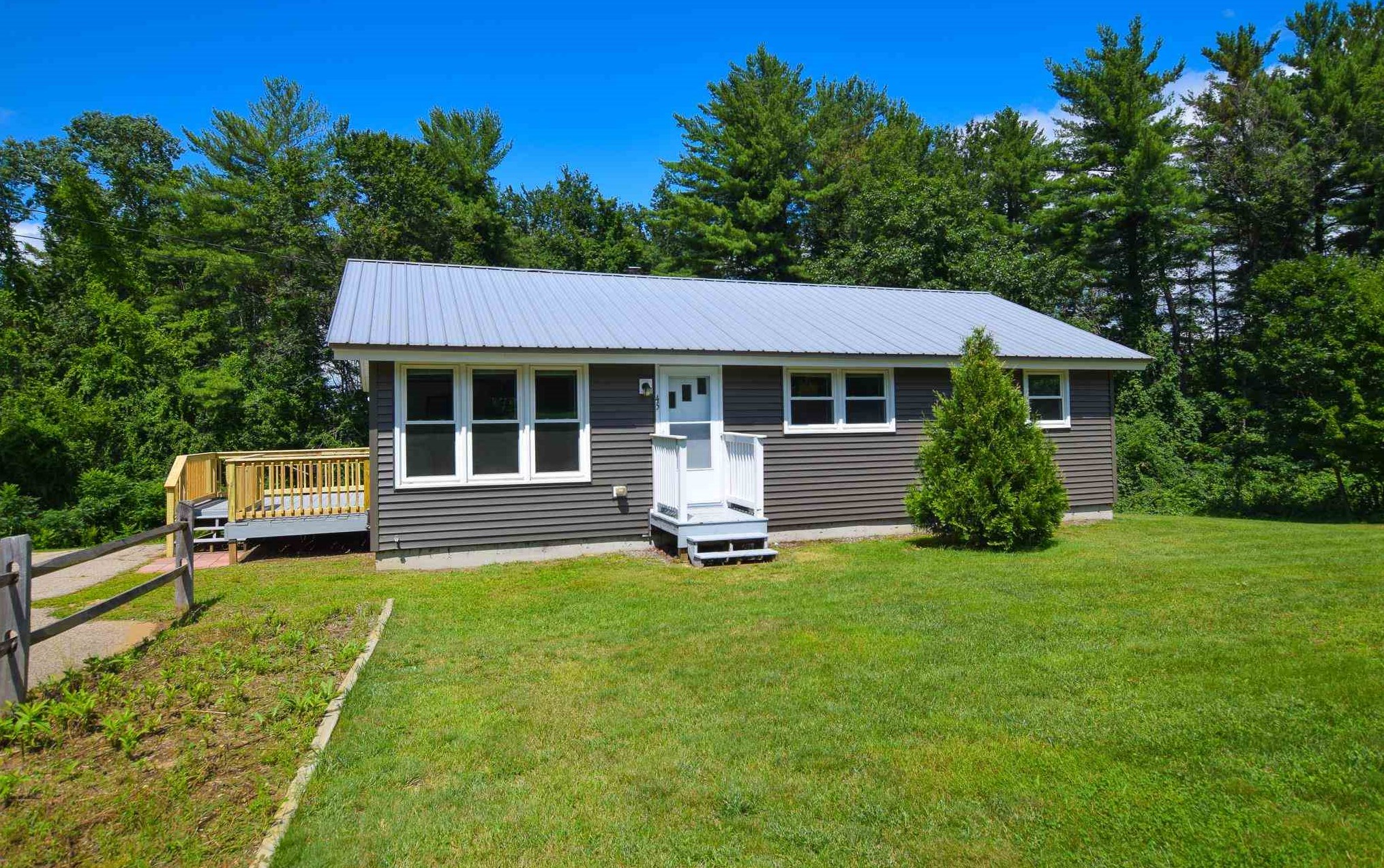 45 Summer, Tilton, NH 03276