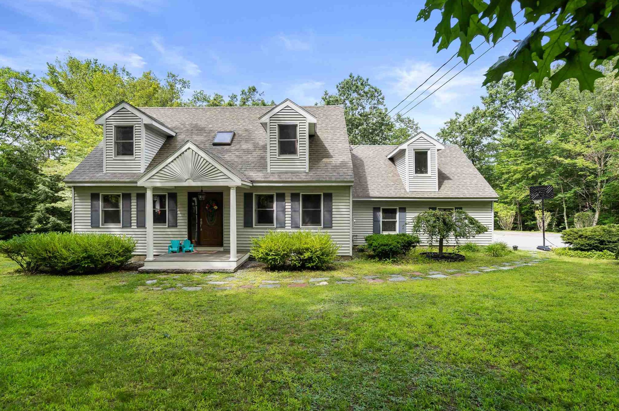 58 Logging Hill, Concord, NH 03304