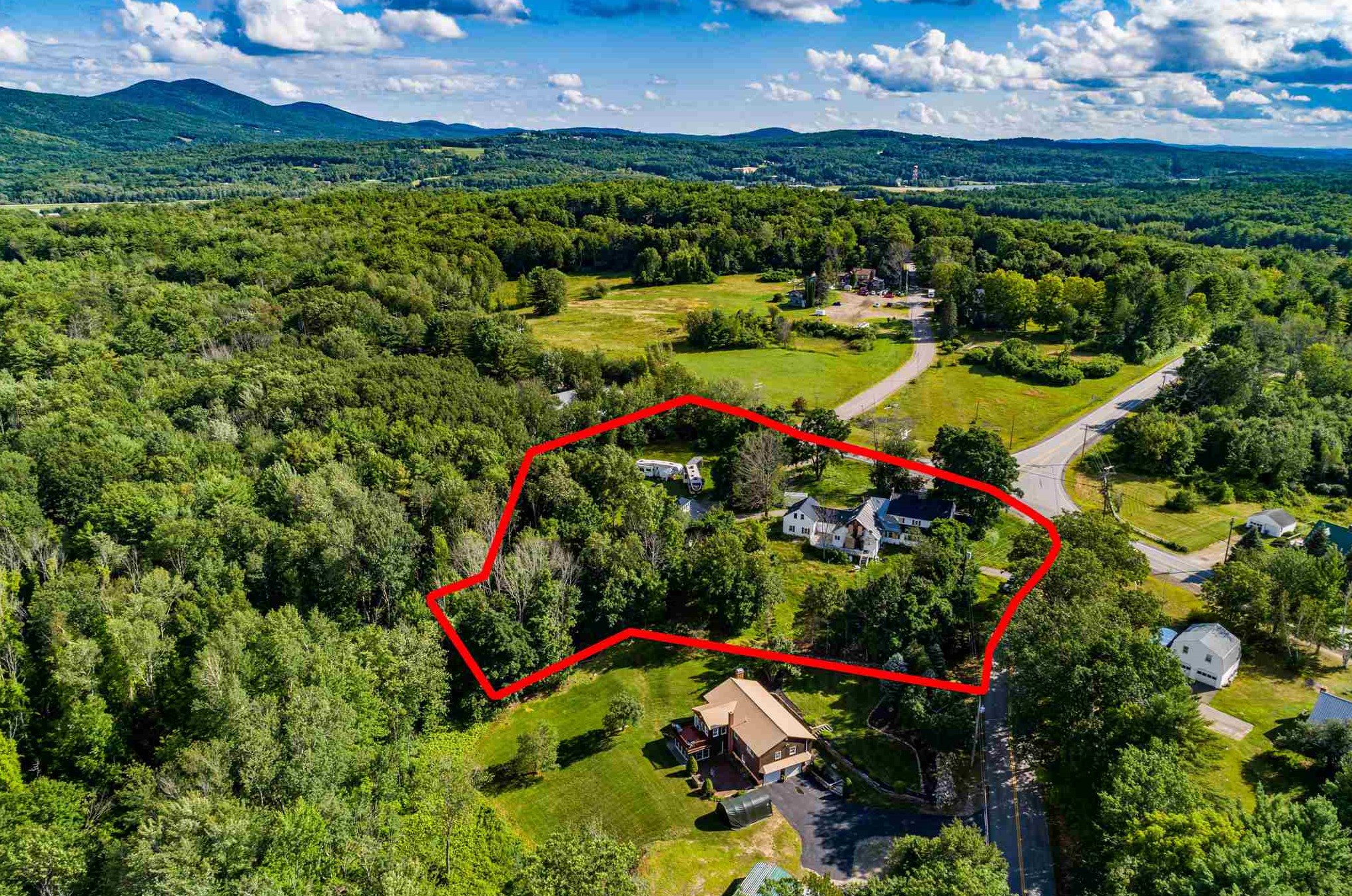 271 Weirs Rd, Laconia, NH 03249