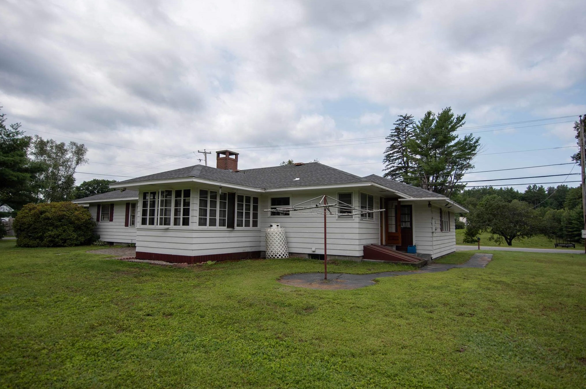 16 Unity Rd, Unity, NH 03773