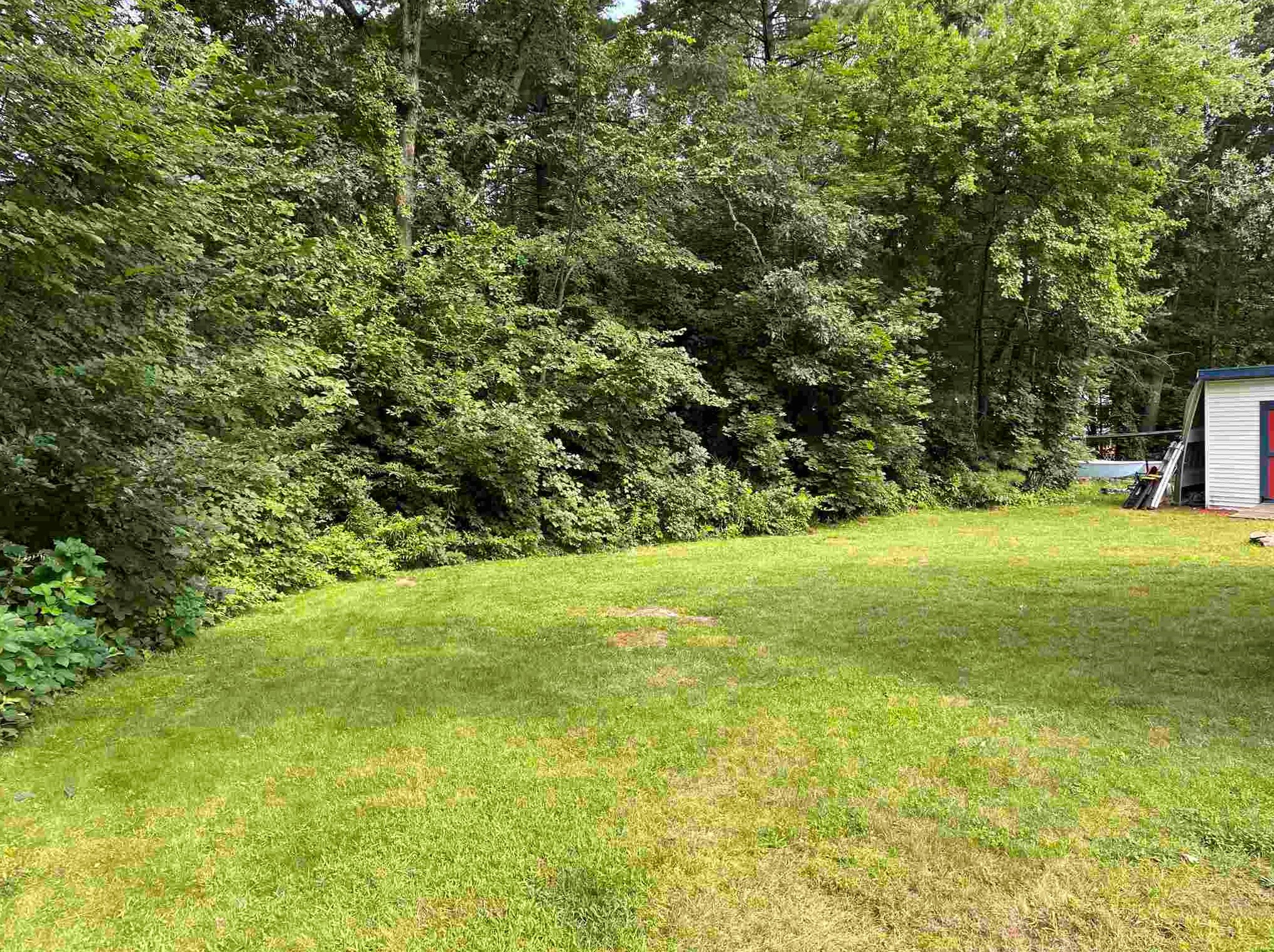 102 Highland St, Hudson NH  03051-3803 exterior