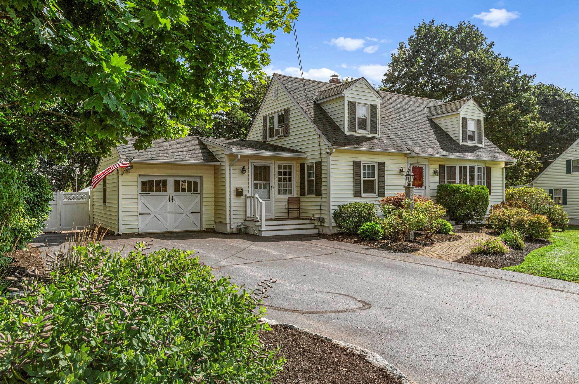2 Crescent, Dover, NH 03820