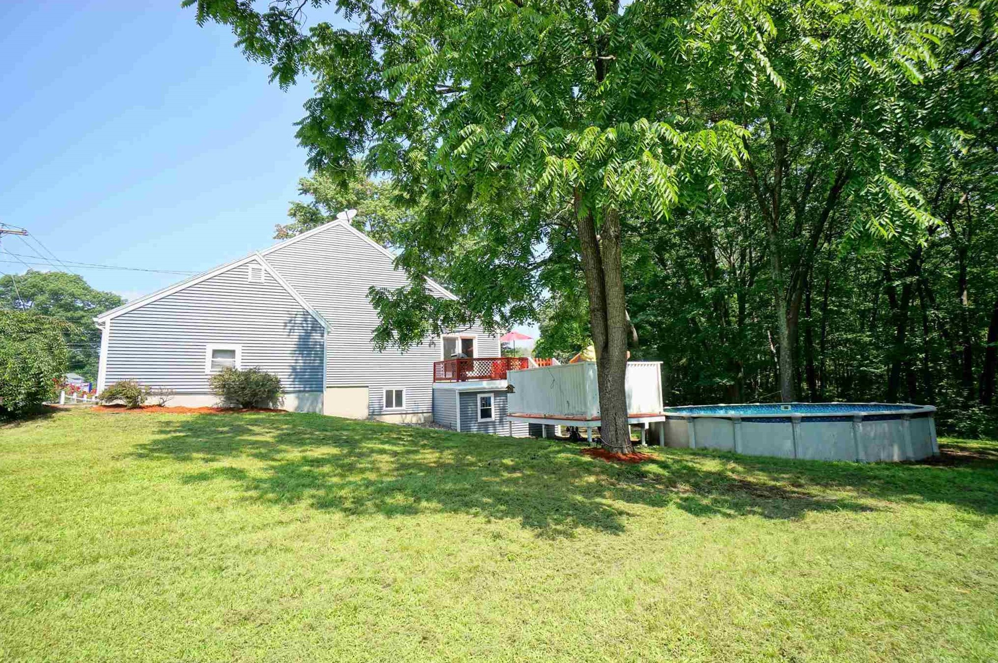 36 Millville St, Salem, NH 03079