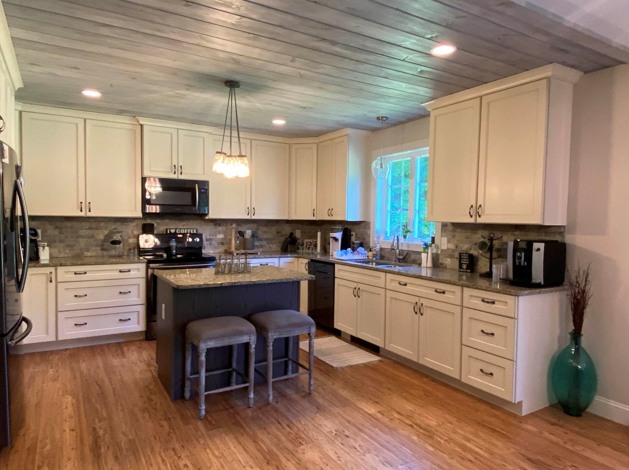 281 Ashburnham, New Ipswich, NH 03071