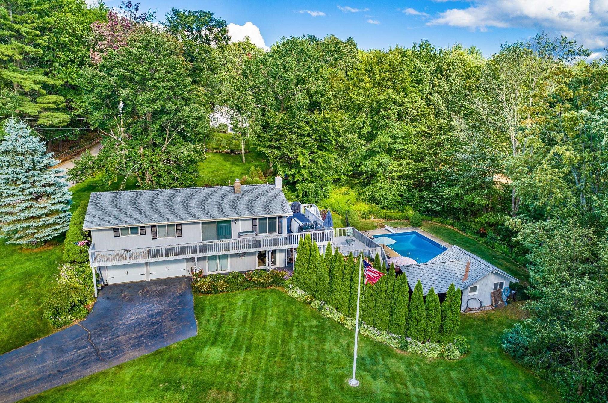 5 Weathering Heights, Laconia, NH 03249