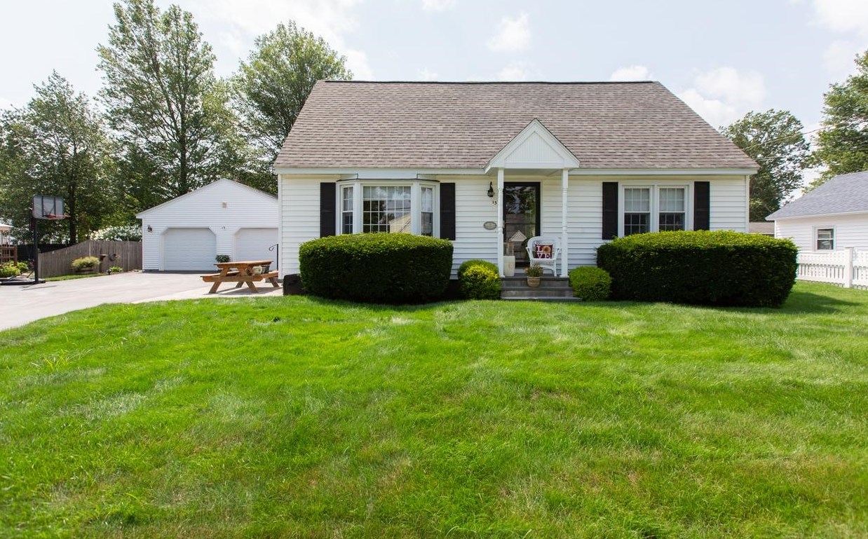 13 Woodcrest, Nashua, NH 03062