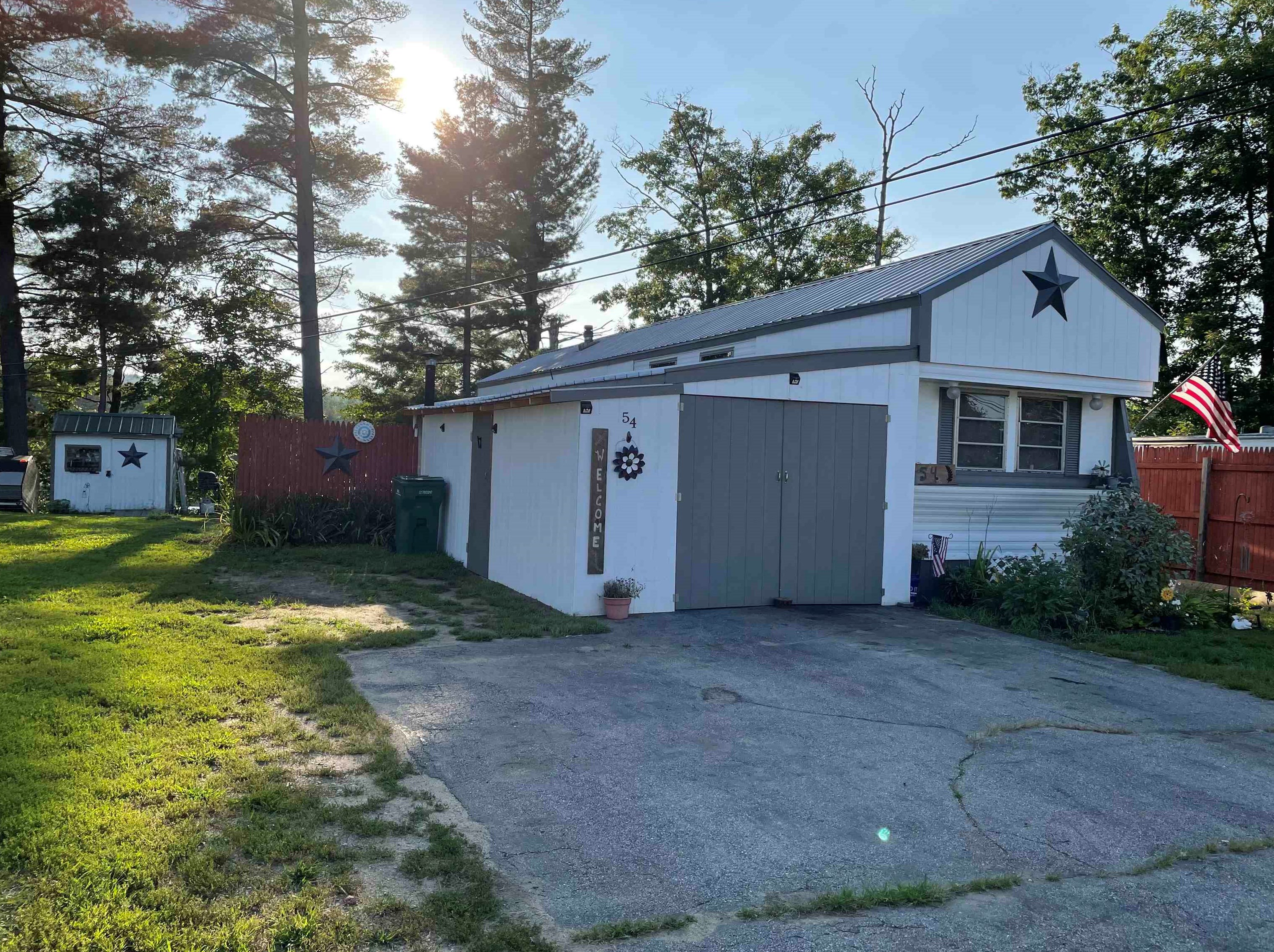 54 Riverview Dr, Rochester, NH 03867-4829