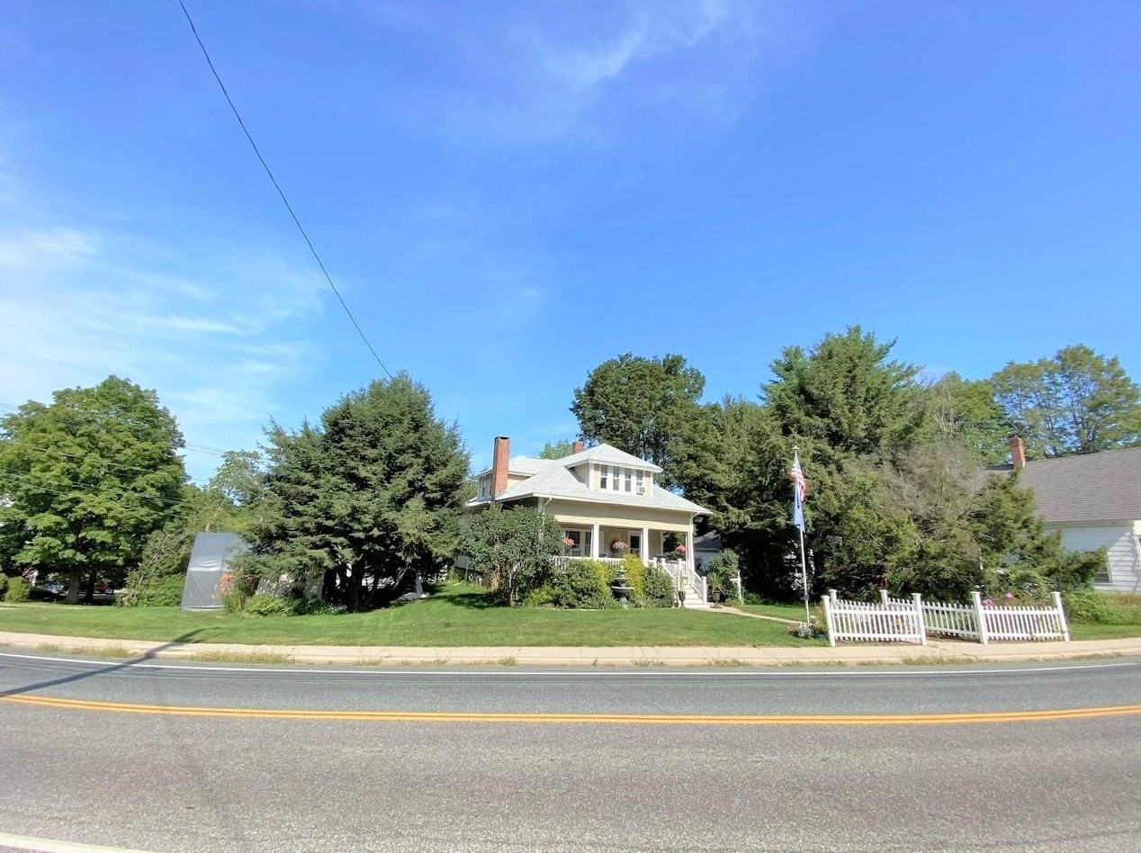 285 Pleasant St, Unity, NH 03743