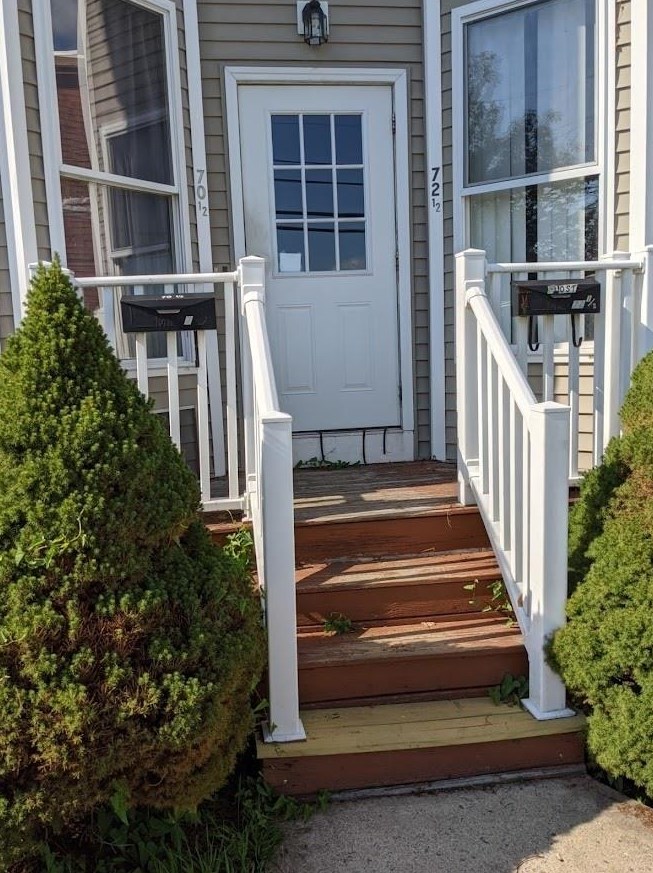 70 1/2 Lock St #70h, Nashua, NH 03064