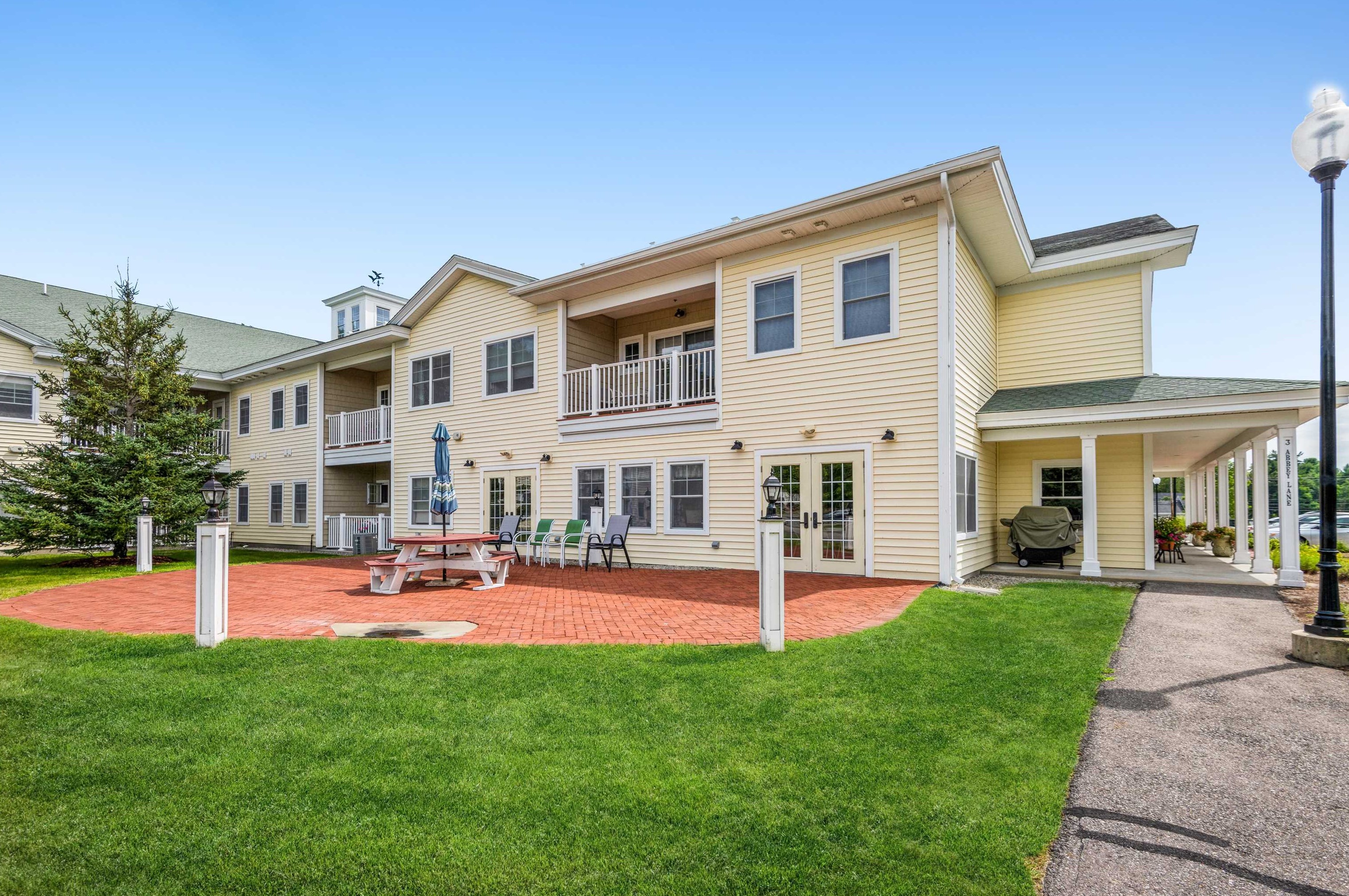 3 Abbey Ln #22, Meredith, NH 03253