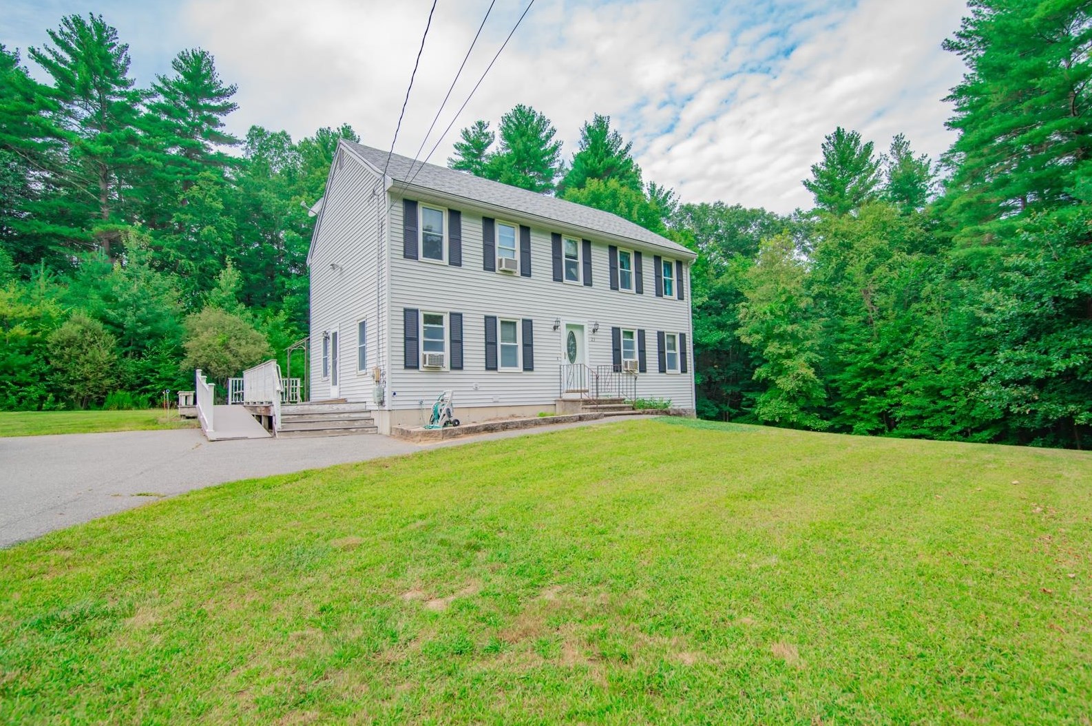 23 Smith Corner, Newton, NH 03858