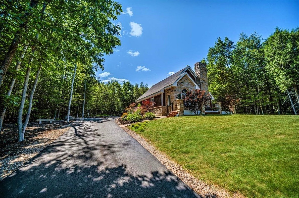 5 Black Bear Run, Tuftonboro, NH 03816 exterior