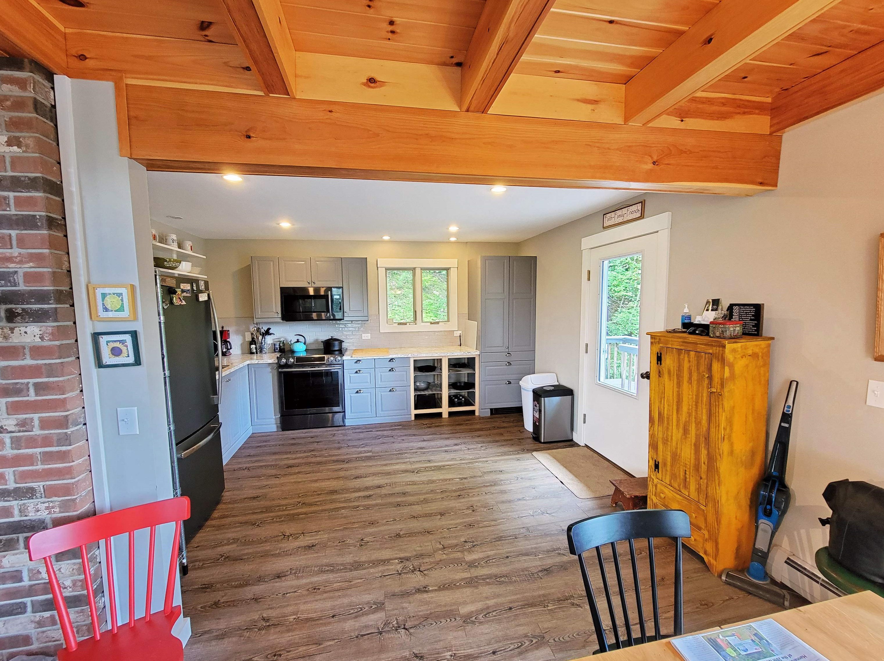 125 Fox St, Bridgewater NH  03222-1403 exterior