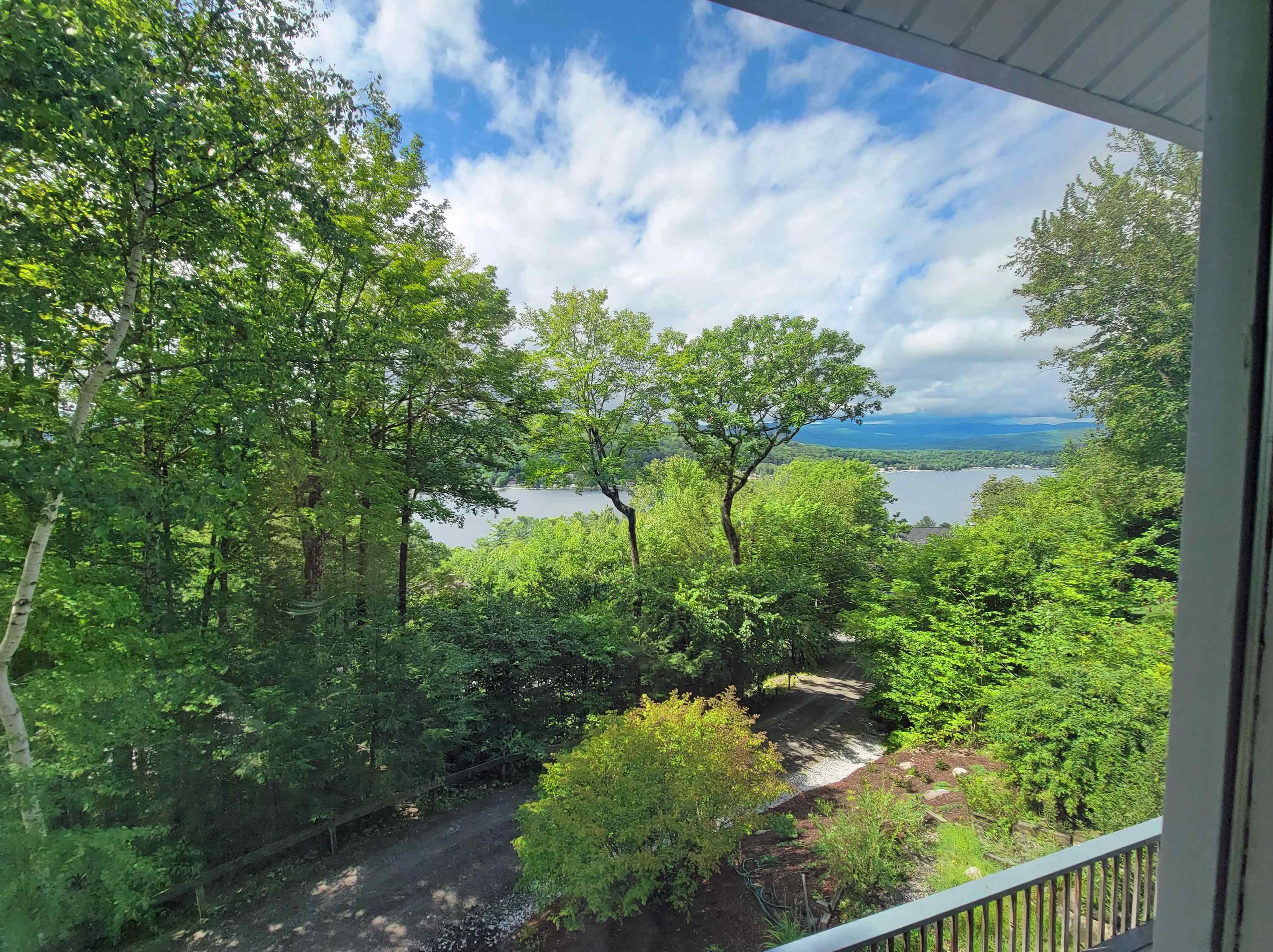 125 Fox St, Bridgewater NH  03222-1403 exterior