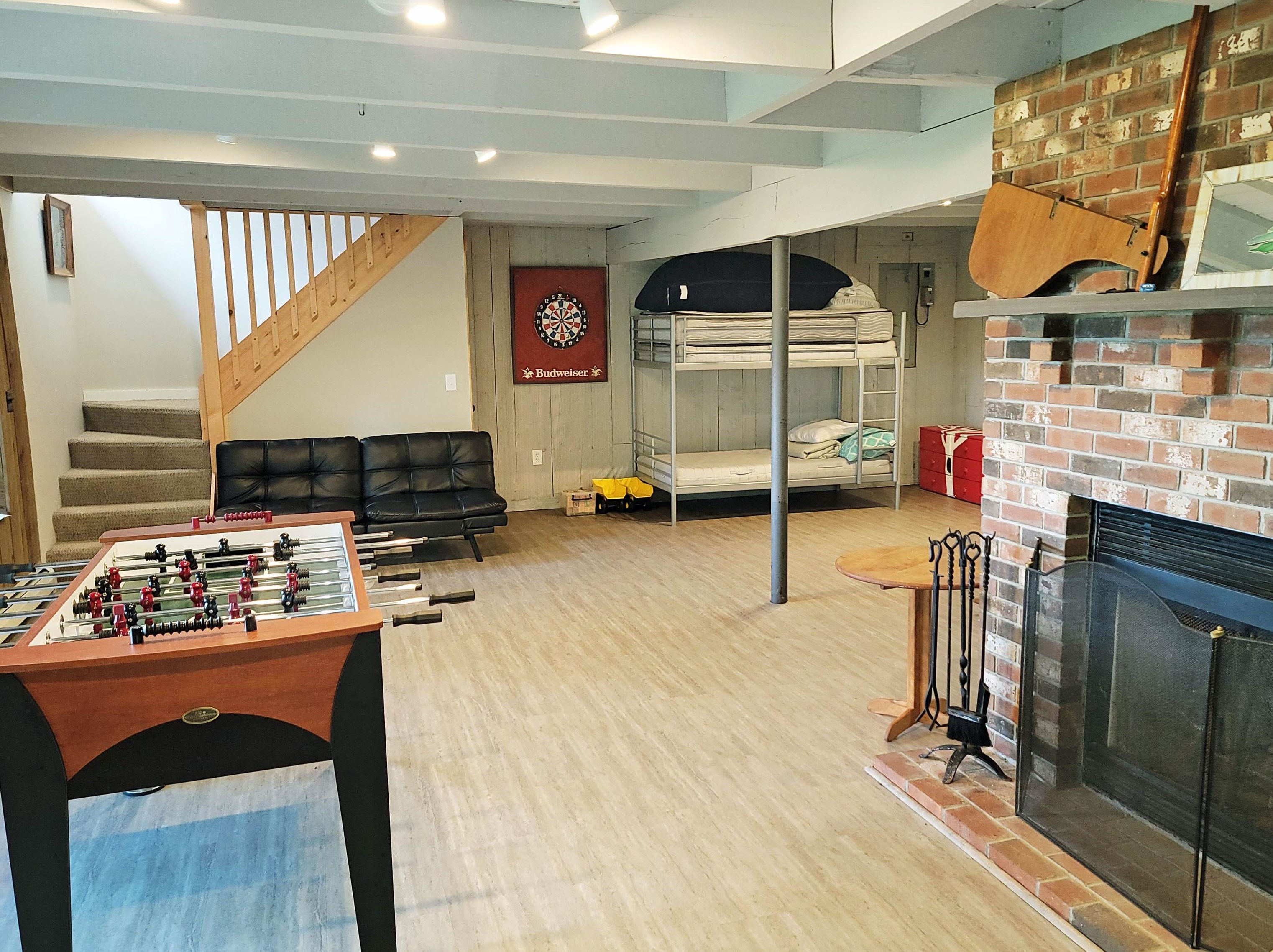 125 Fox St, Bridgewater NH  03222-1403 exterior