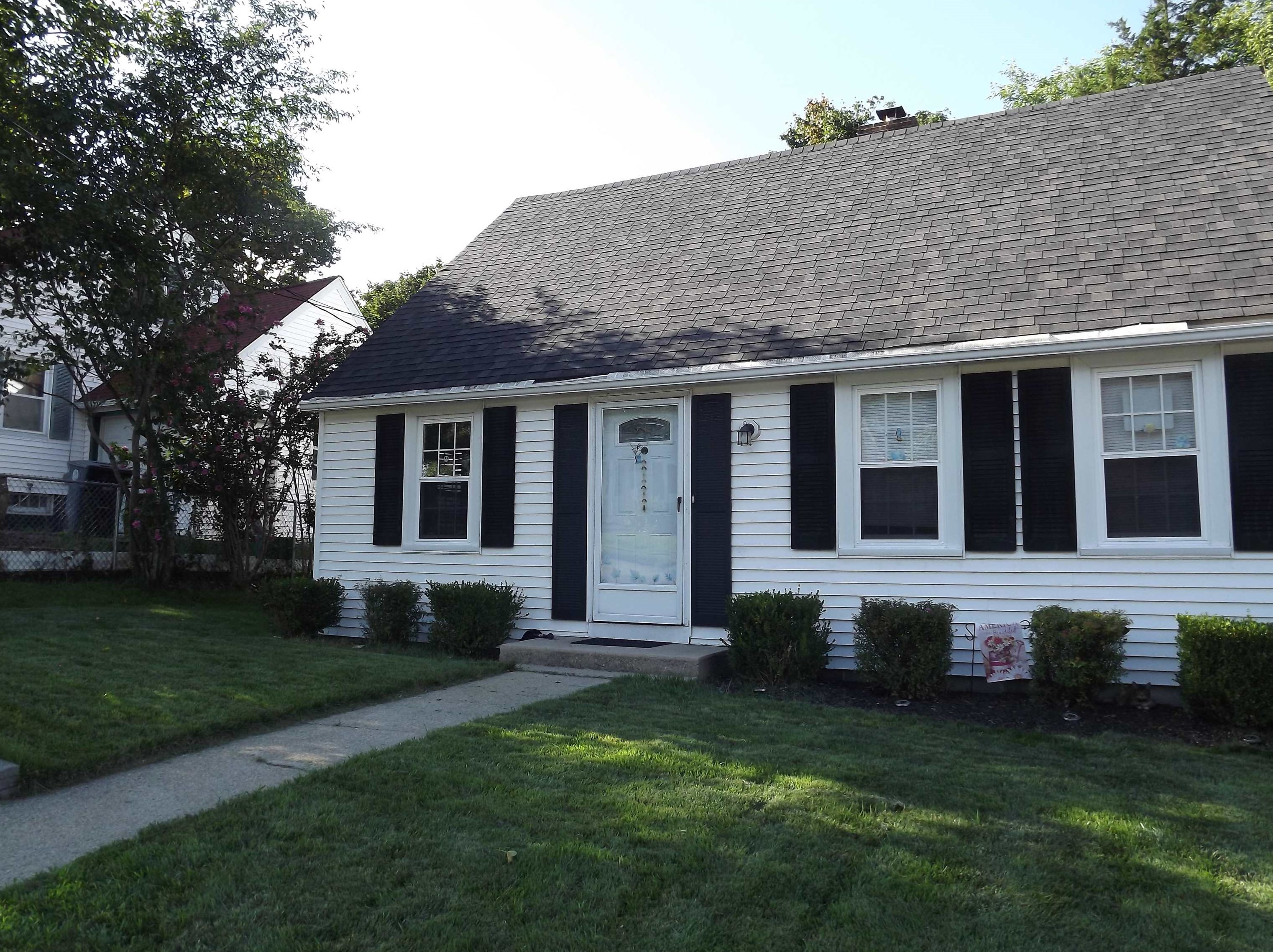 50 Gillis St, Nashua, NH 03060