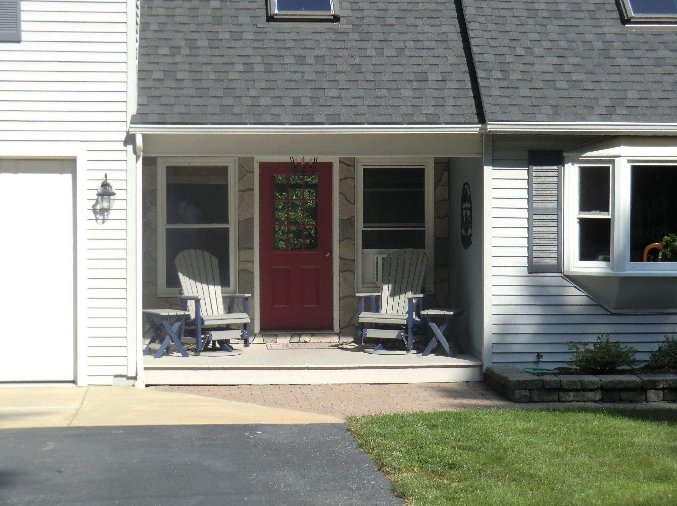 54 Catamount Rd, Goffstown, NH 03045