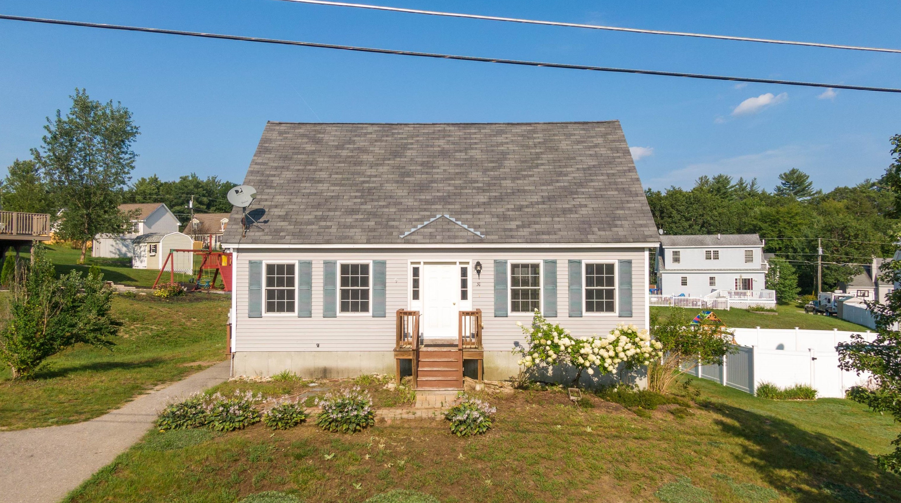 31 Whippoorwill Rdg, Farmington, NH 03835 exterior