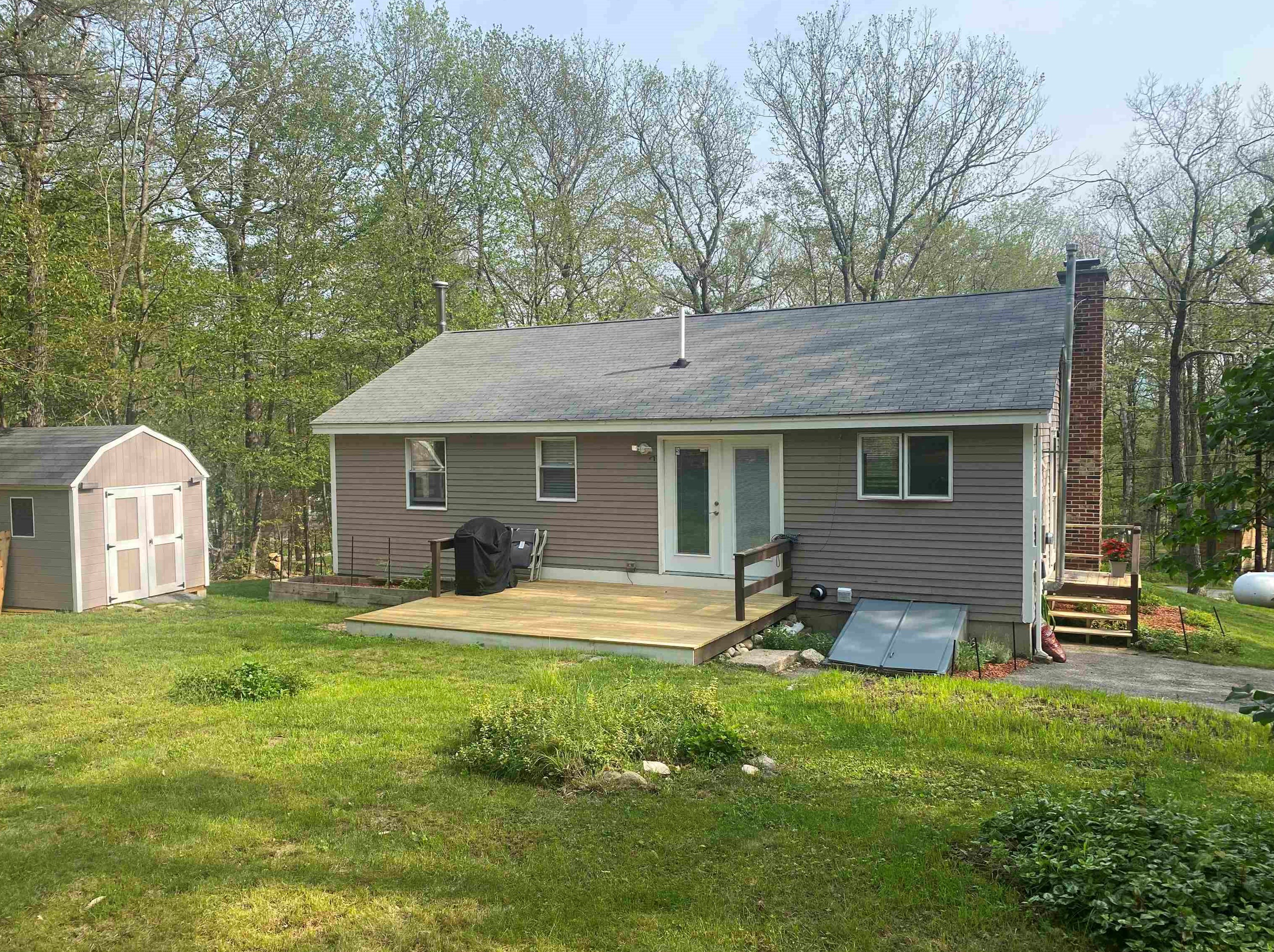 401 Allard Farm Circuit, Hales Location, NH 03860