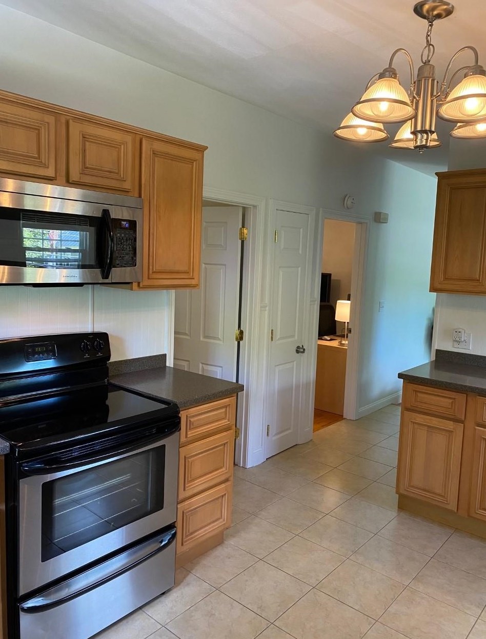 74 High St #5, Goffstown, NH 03045
