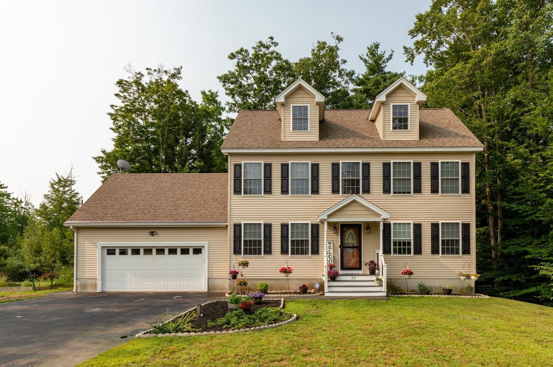 34 Crimson Ln, Rochester, NH 03868-5929