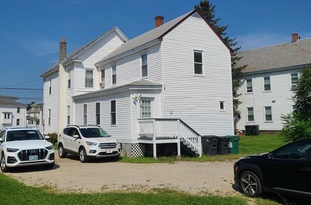 8 Grove St, Keene, NH 03431