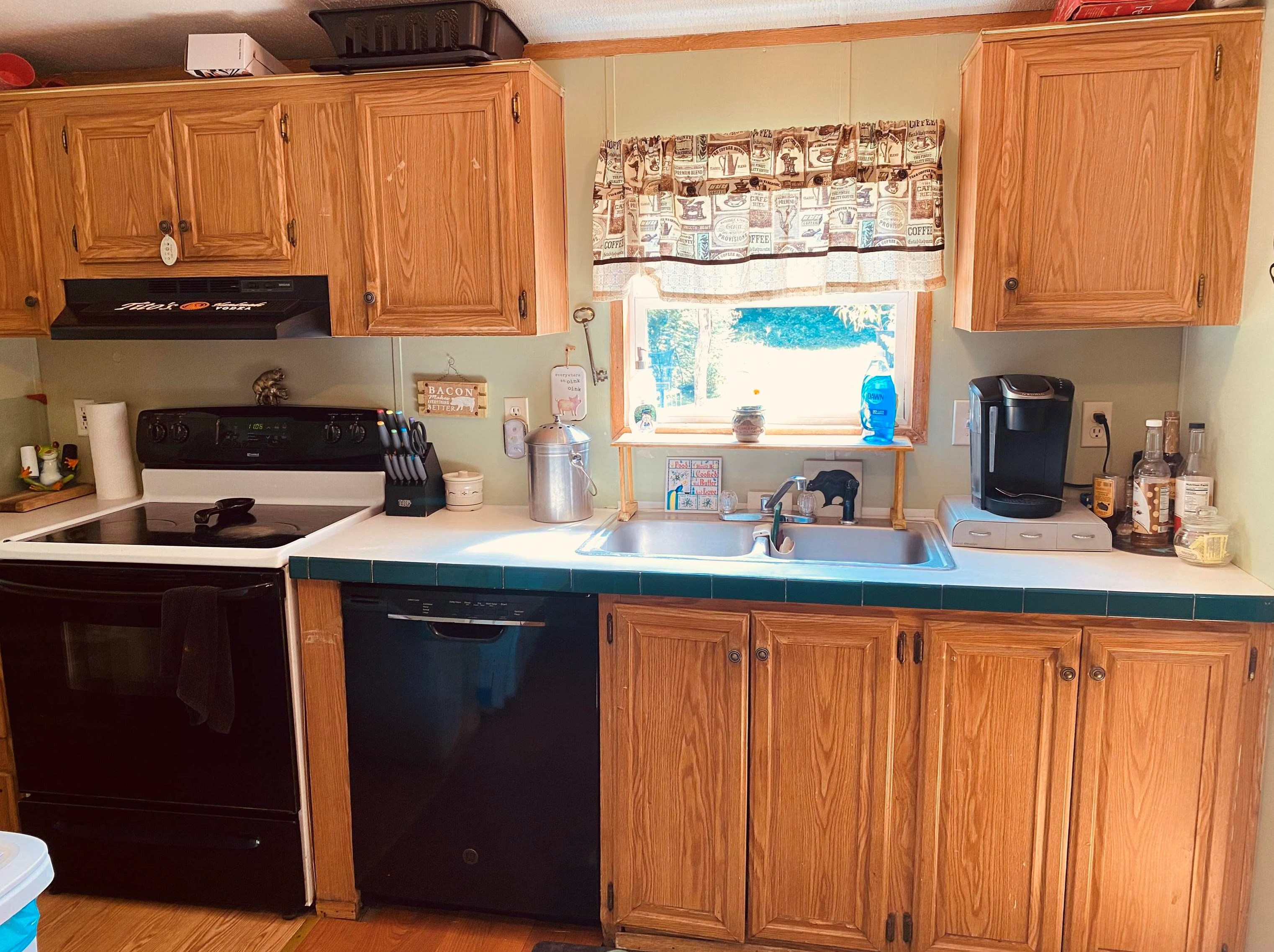 132 Middle Oxbow, Hinsdale, NH 03451