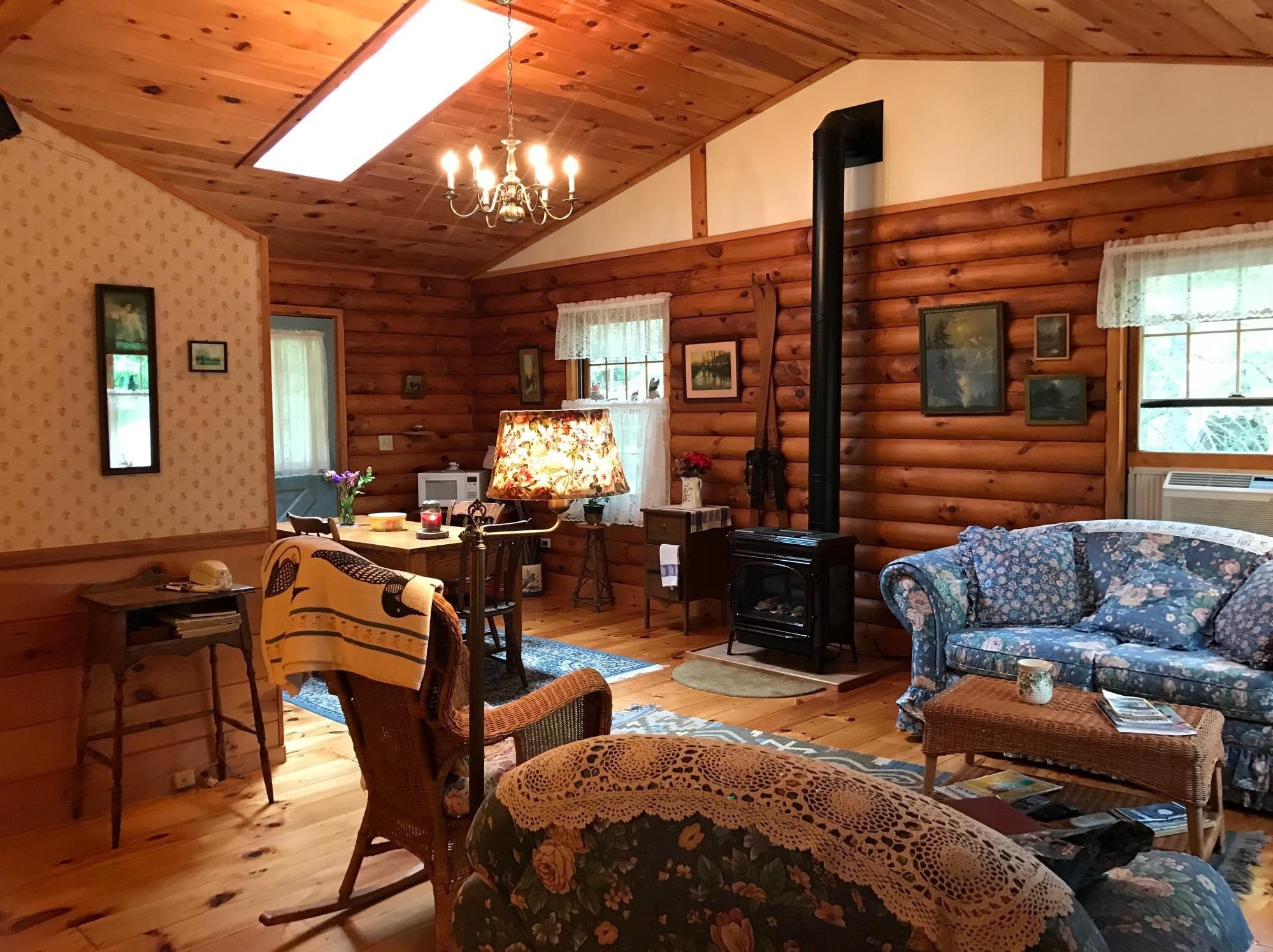 31 Chalet Dr, Nelson, NH 03464-4402