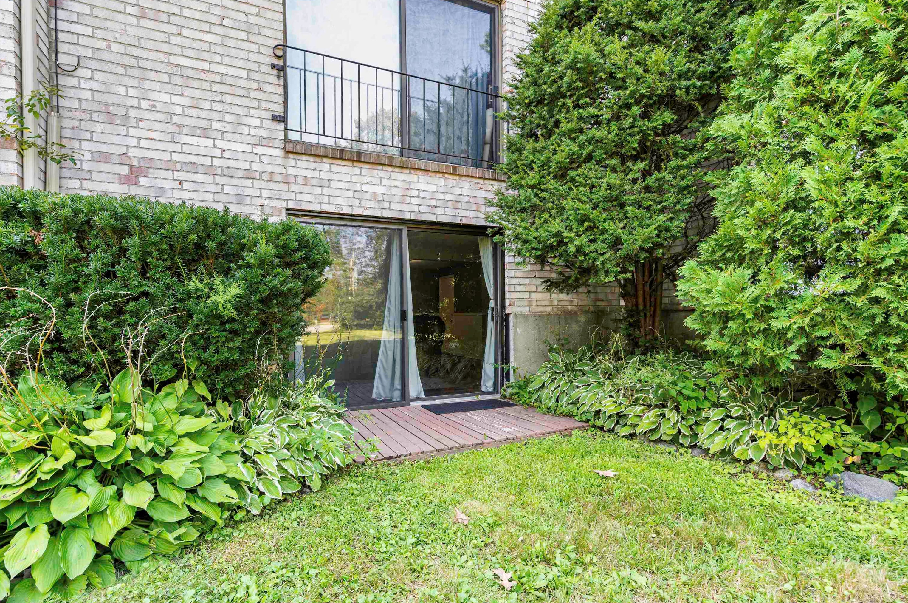 5 Brookside Dr #1, Kensington, NH 03833