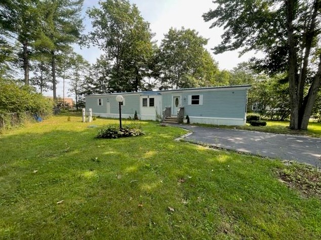 18 Silver Bell Mobile Home Park, Rochester, NH 03868 exterior