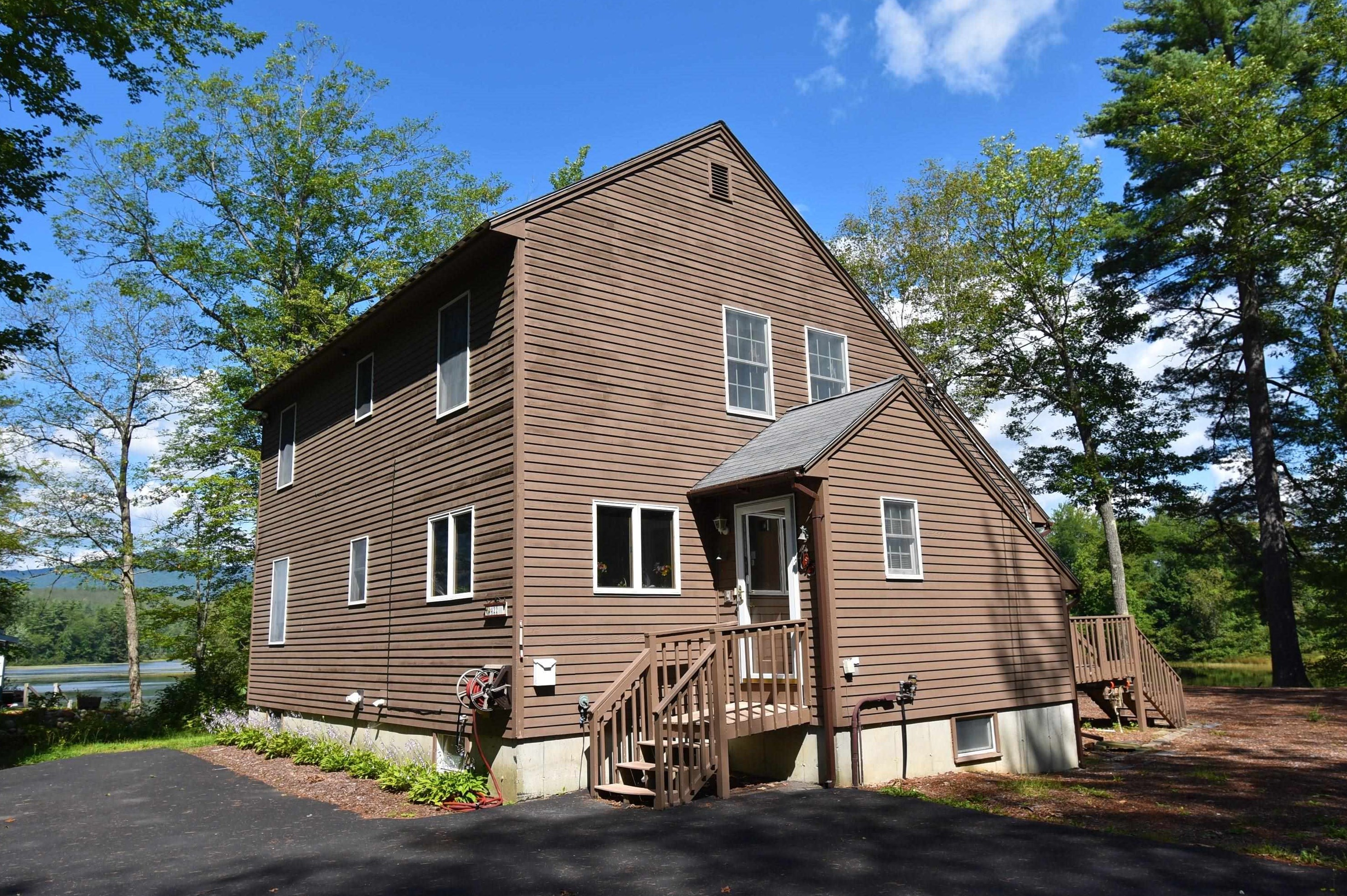 422 Pequawket Dr, Albany, NH 03818-6205