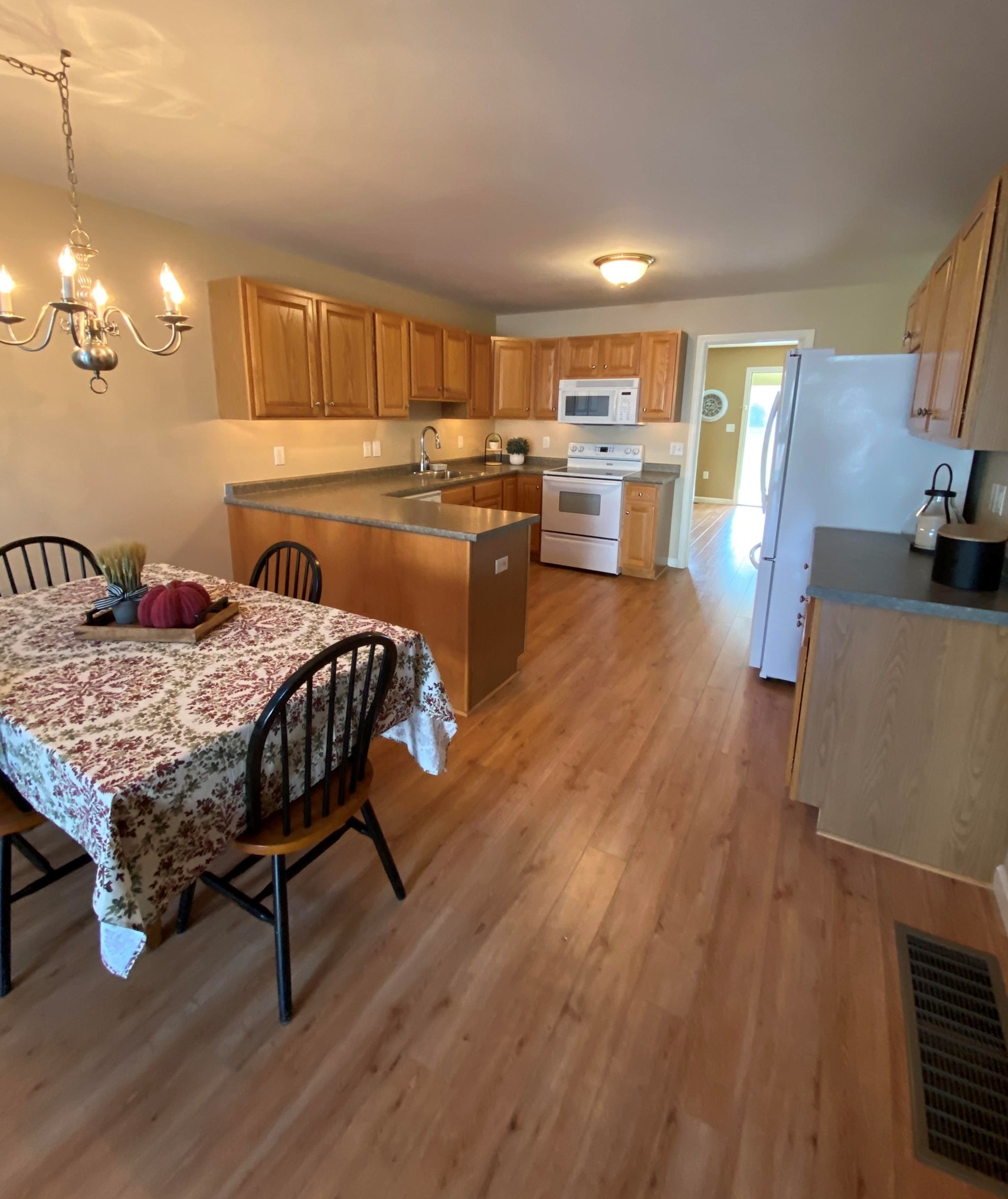 75 Brookview Rd, Windham, NH 03087-1780