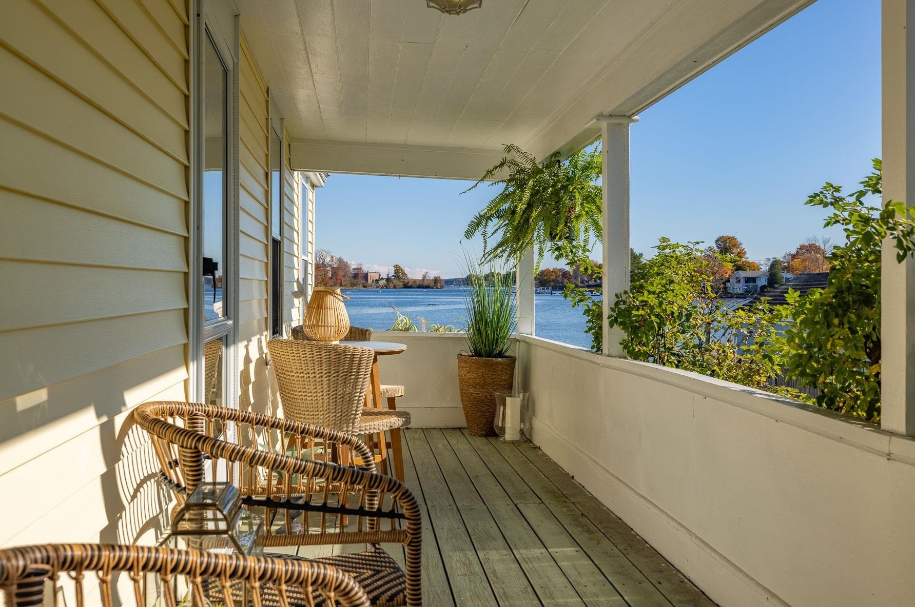 43 Holmes Ct, Portsmouth, NH 03801