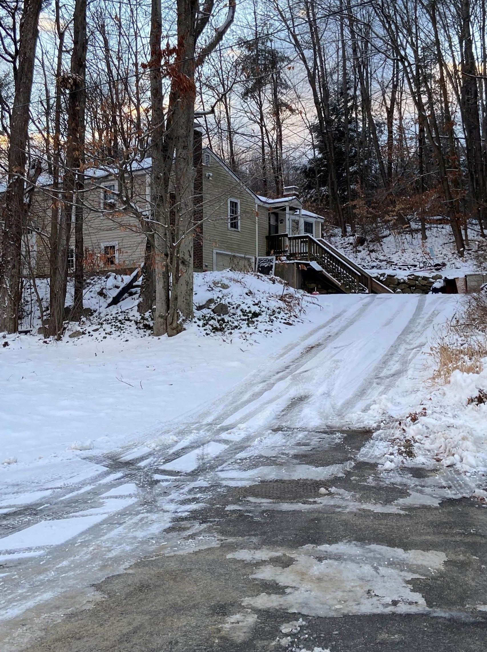 7 Shadow Ln, Peterborough, NH 03458-2401