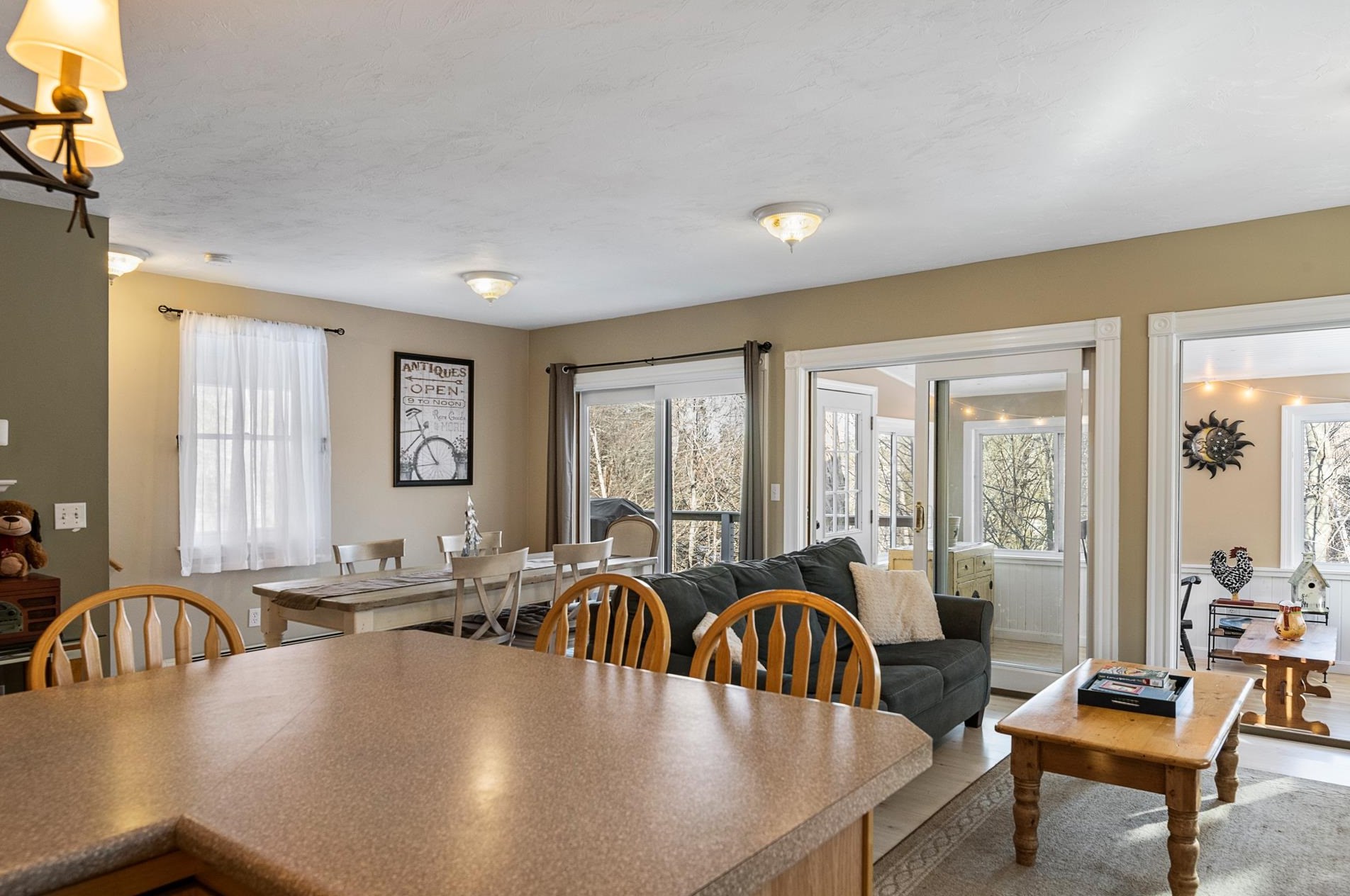 34 Hilltop Dr, Newbury NH 03255-5612 exterior