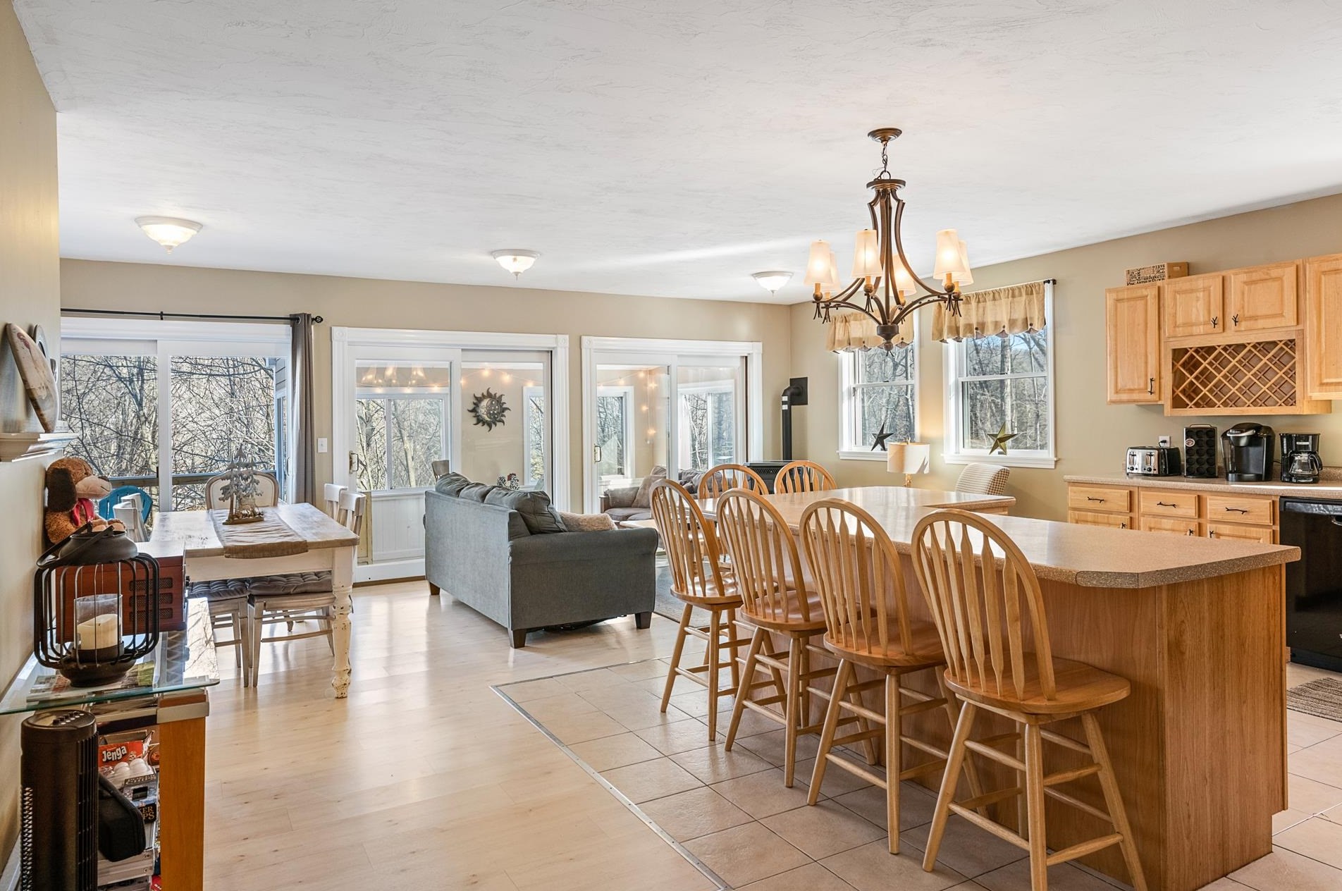 34 Hilltop Dr, Newbury NH 03255-5612 exterior