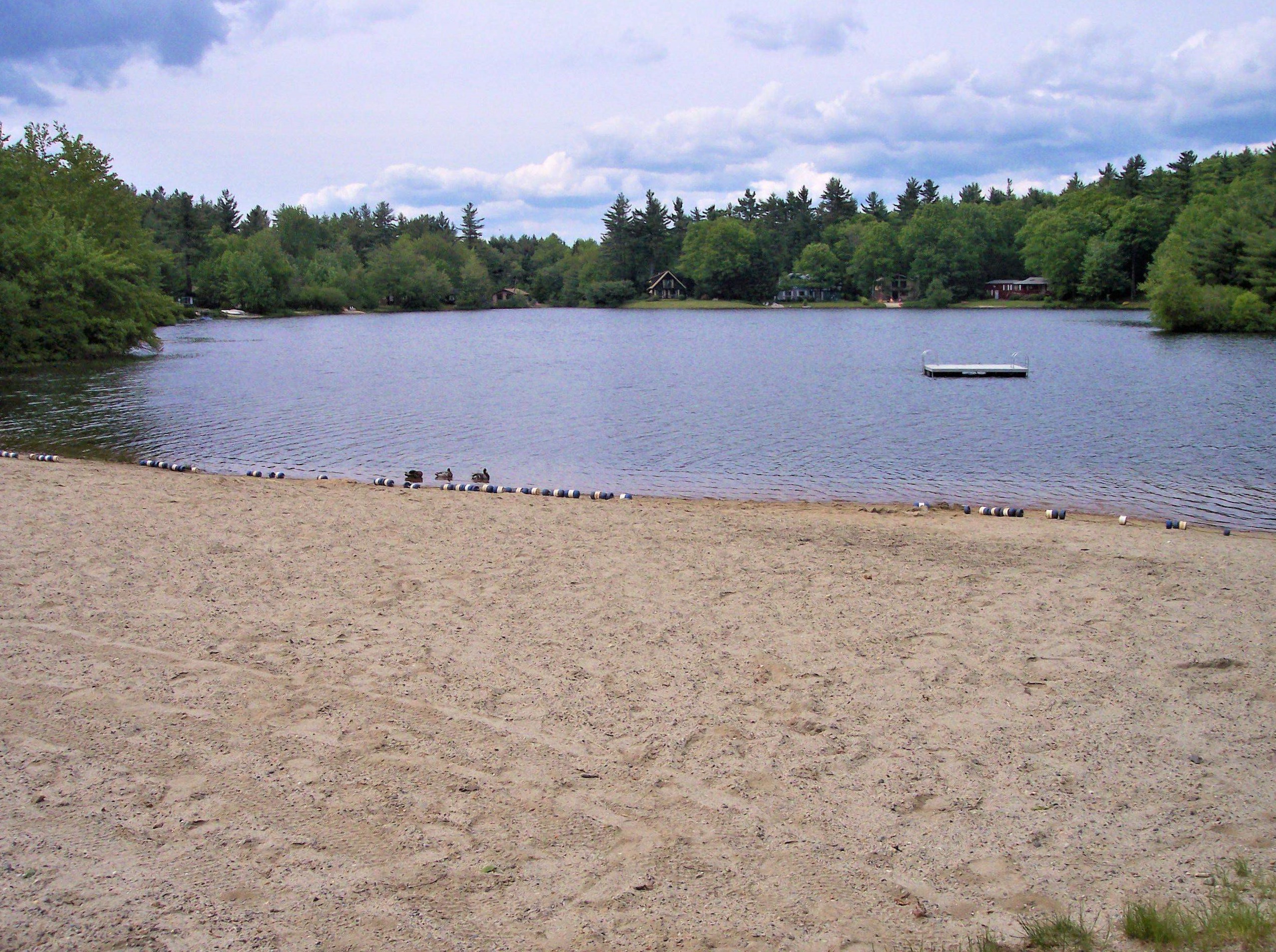 34 Hilltop Dr, Newbury NH 03255-5612 exterior