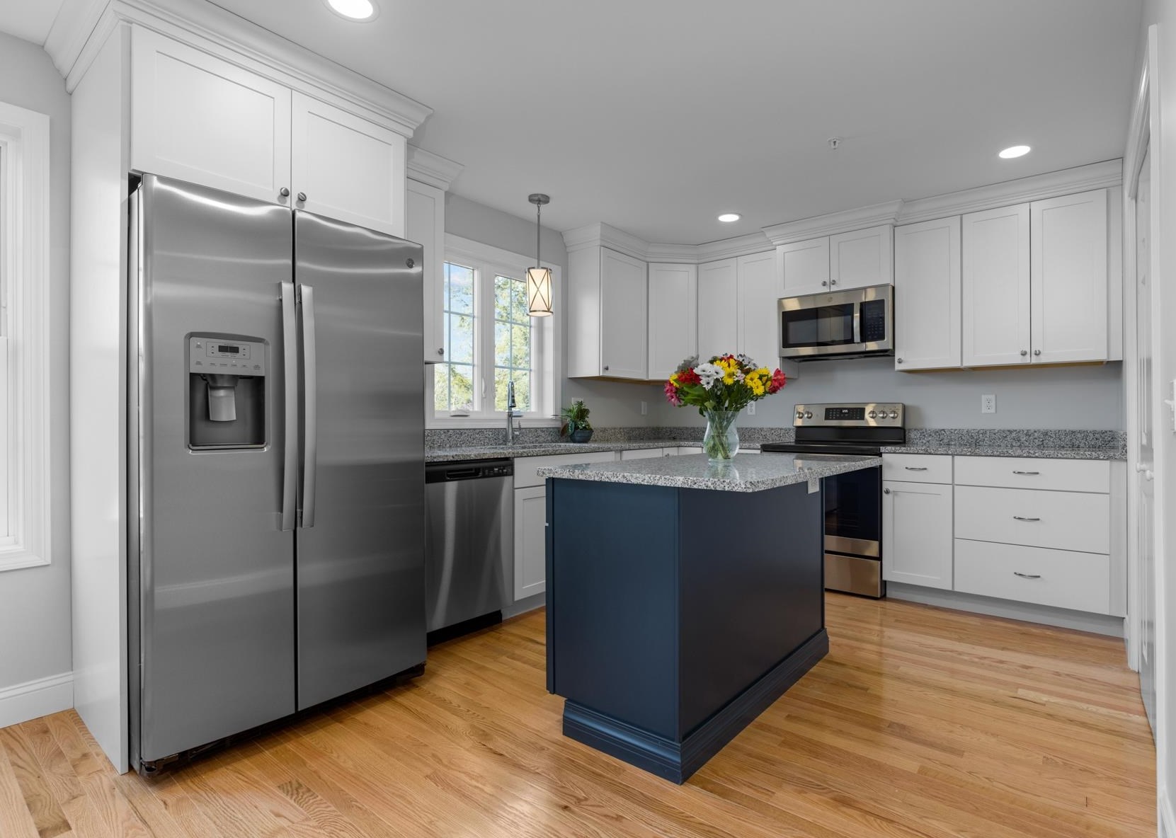 601 Old Wellington Rd #b, Manchester, NH 03104