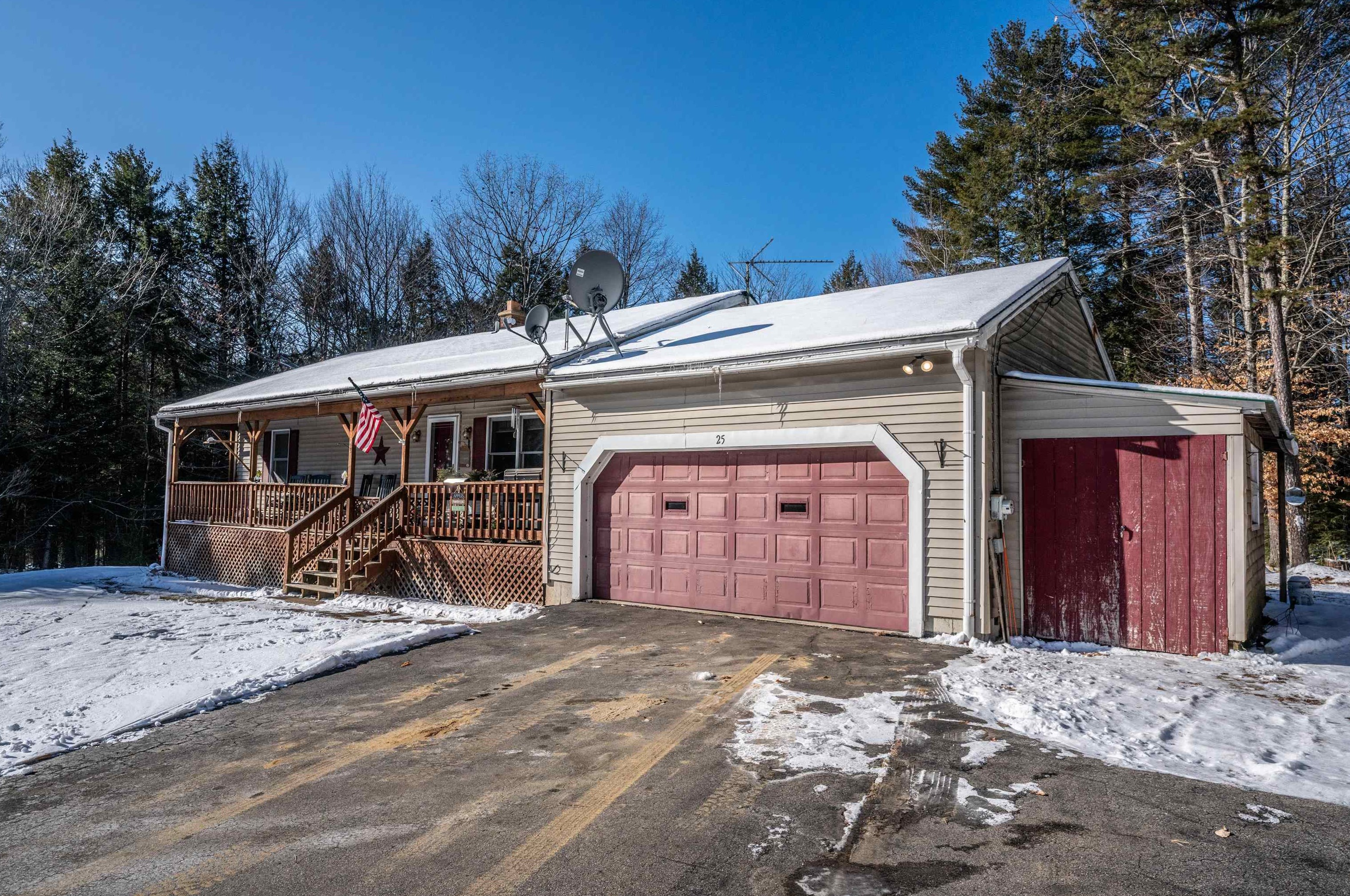 25 Columbus Cir, Lebanon, ME 04027