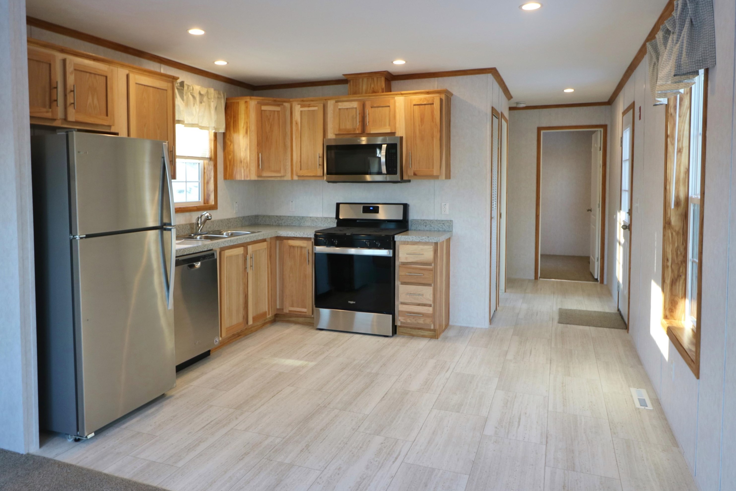 12 Victoria Ln, Berlin, NH 03570