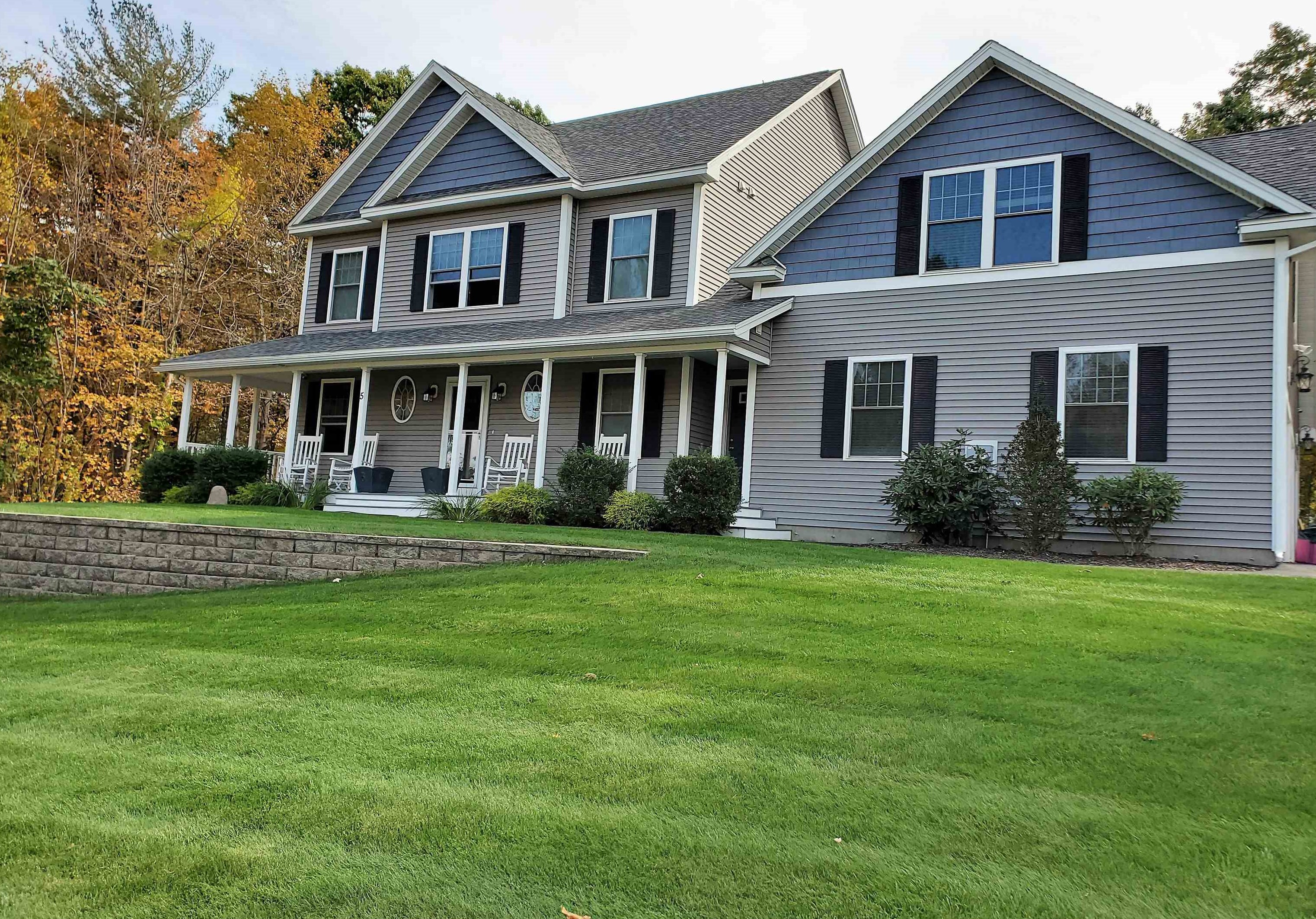 5 Senter Farm Rd, Hudson, NH 03051