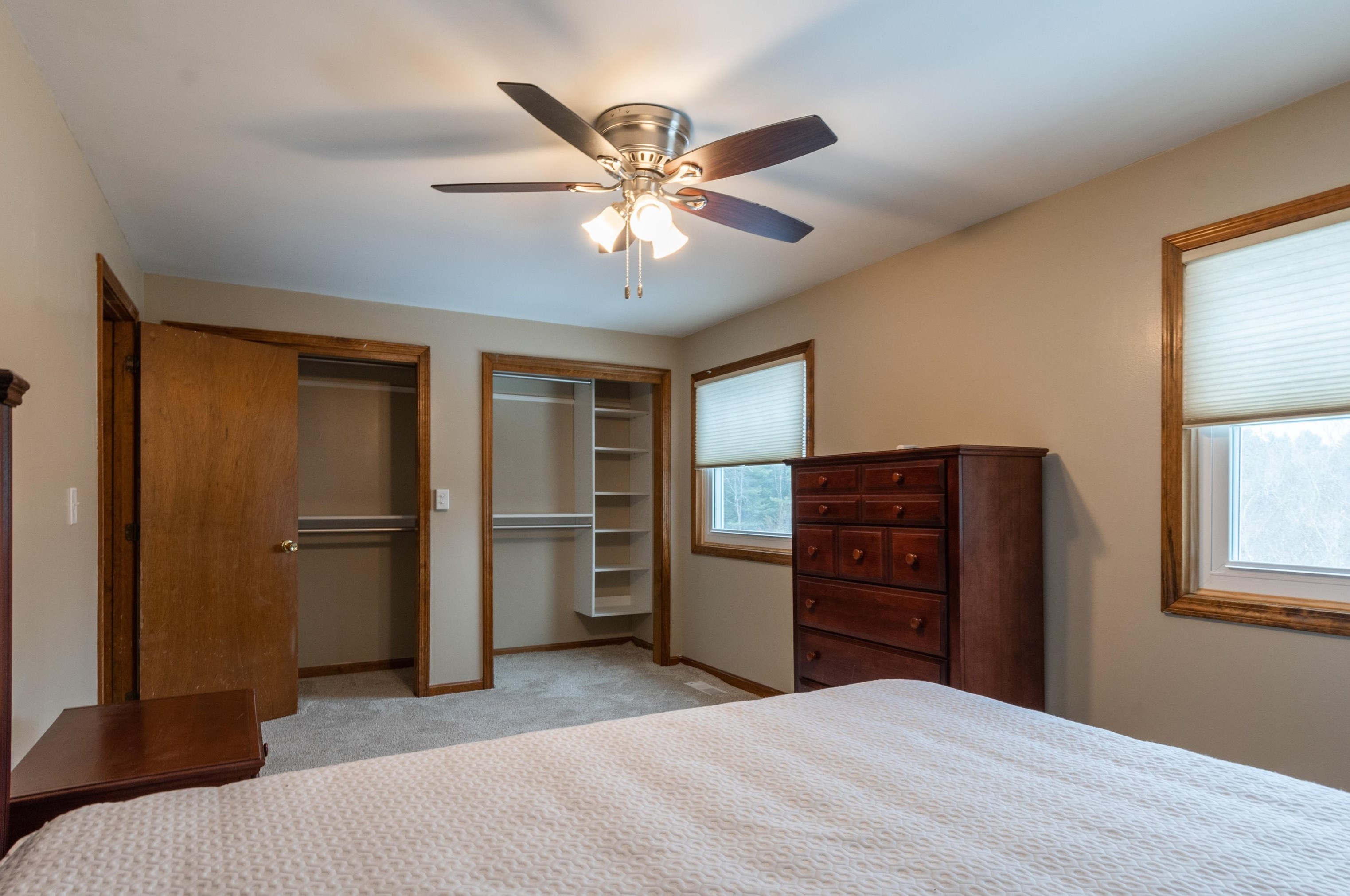 1 Nichols Ln, Merrimack NH  03054-2862 exterior