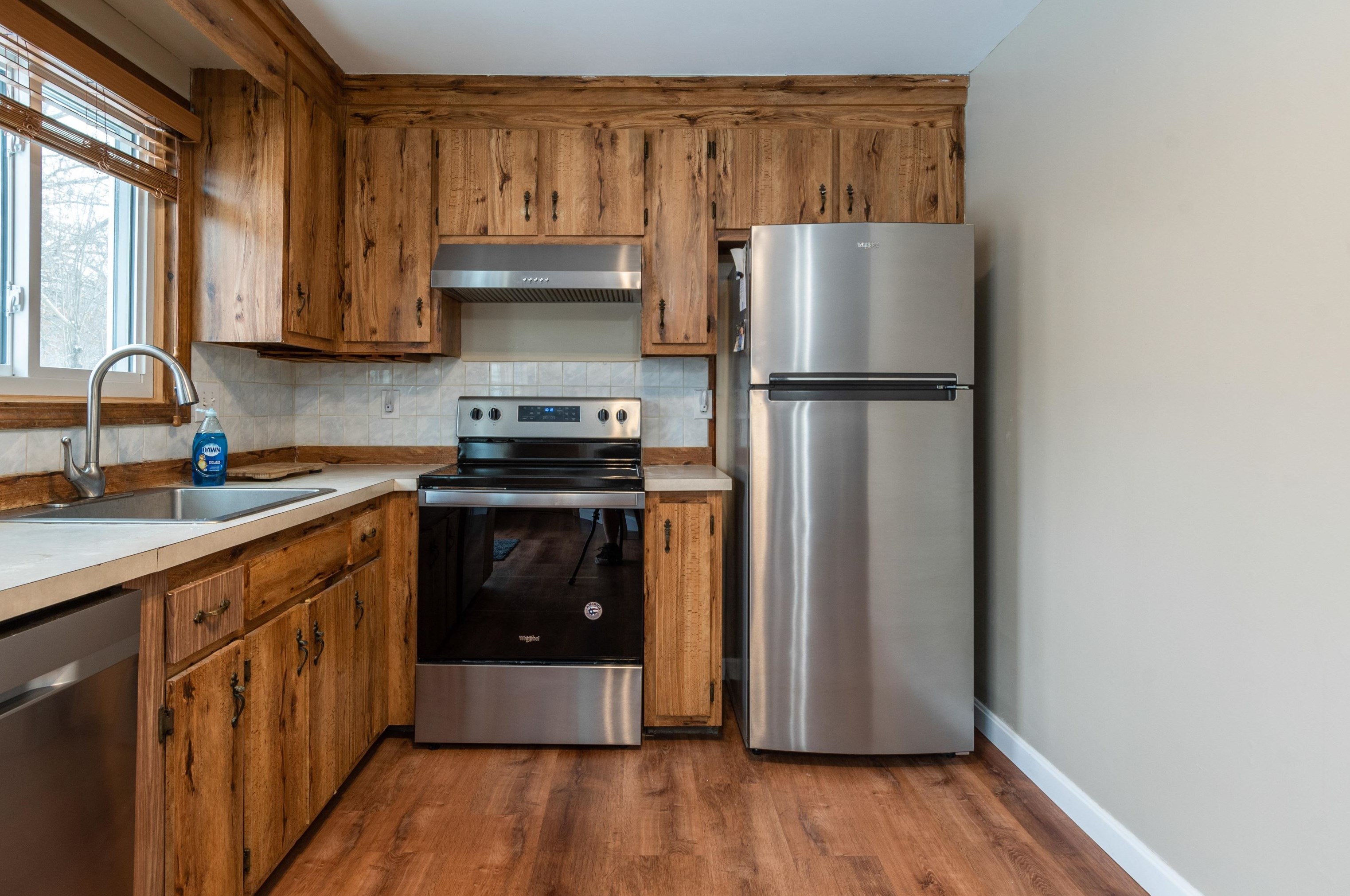 1 Nichols Ln, Merrimack NH  03054-2862 exterior