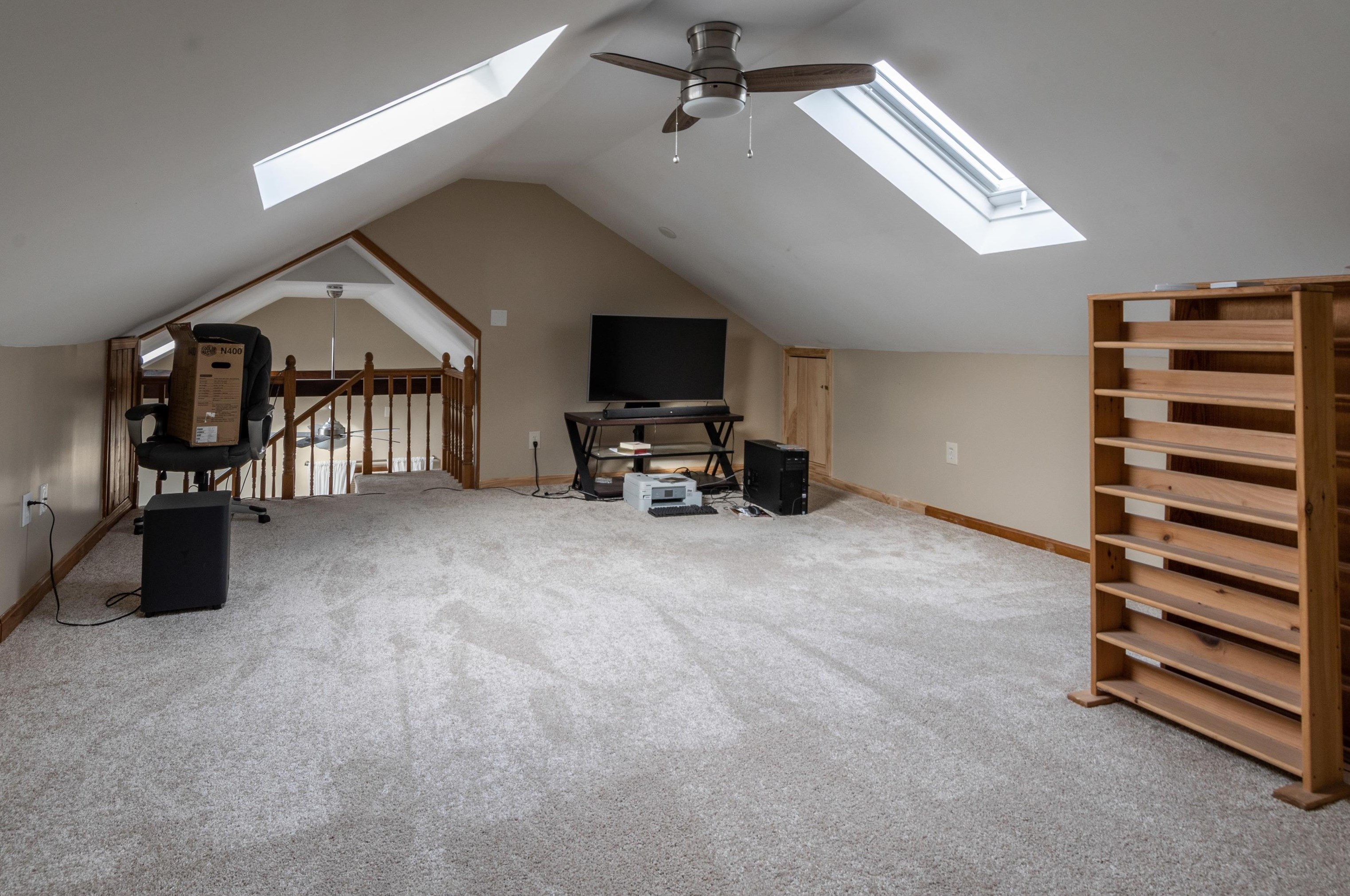 1 Nichols Ln, Merrimack NH  03054-2862 exterior