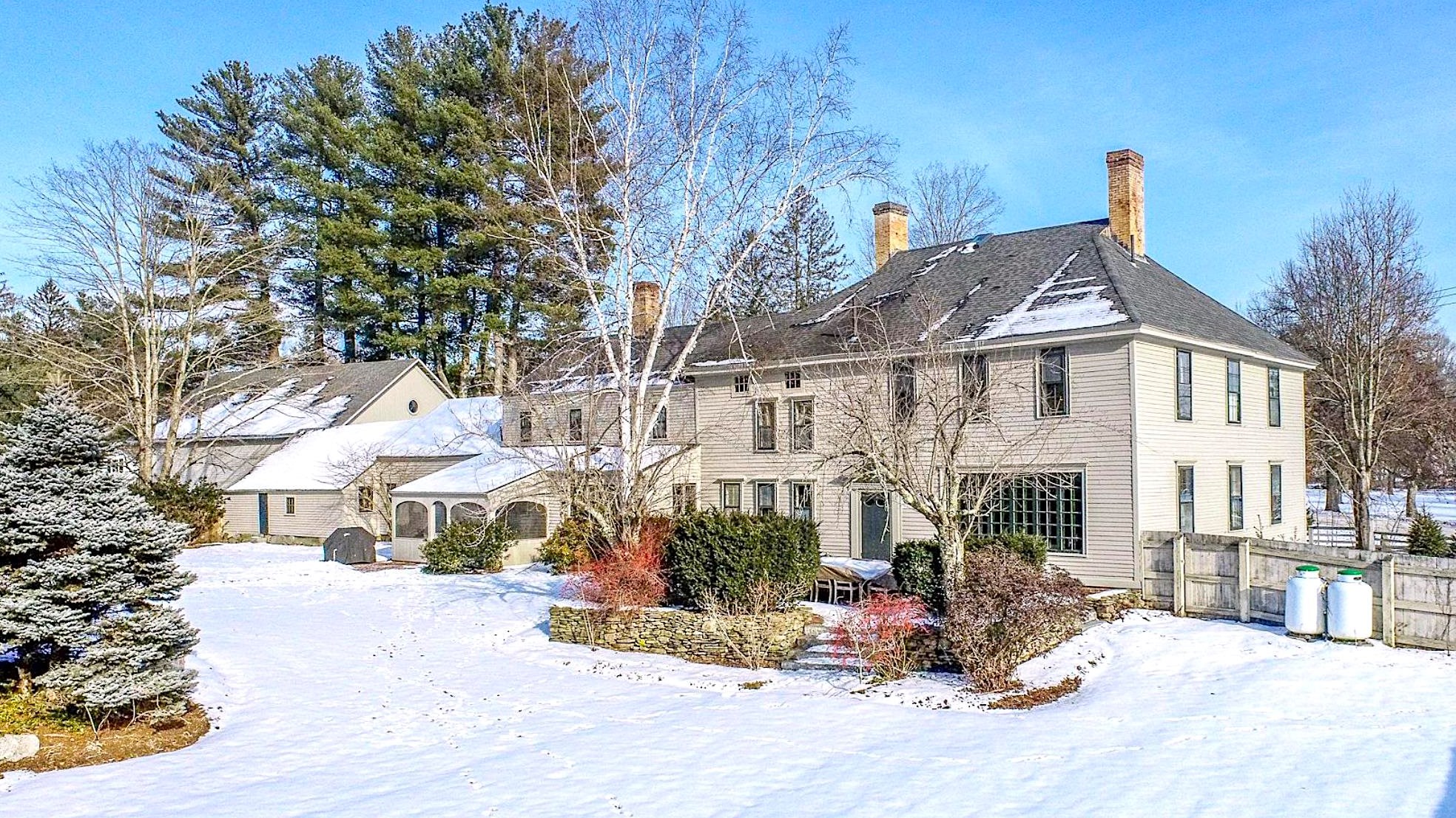 19 Main St, Amherst, NH 03031