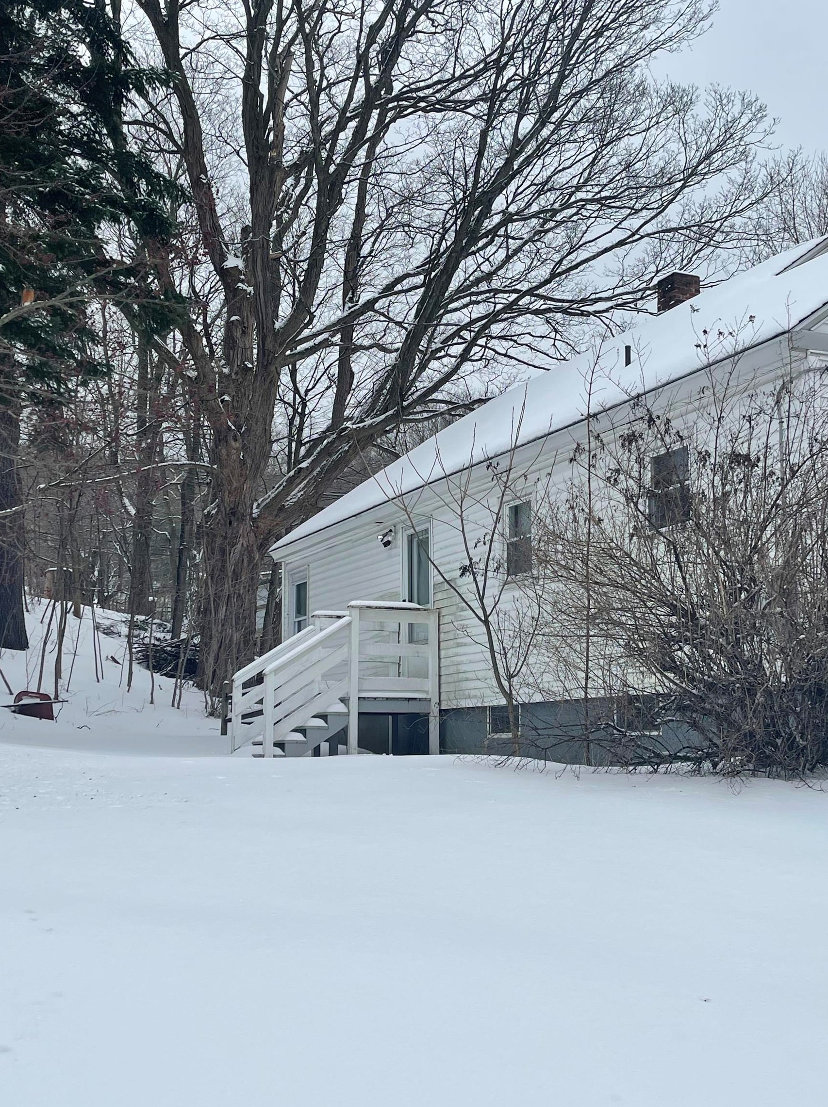 22 Hartford St, Unity, NH 03743