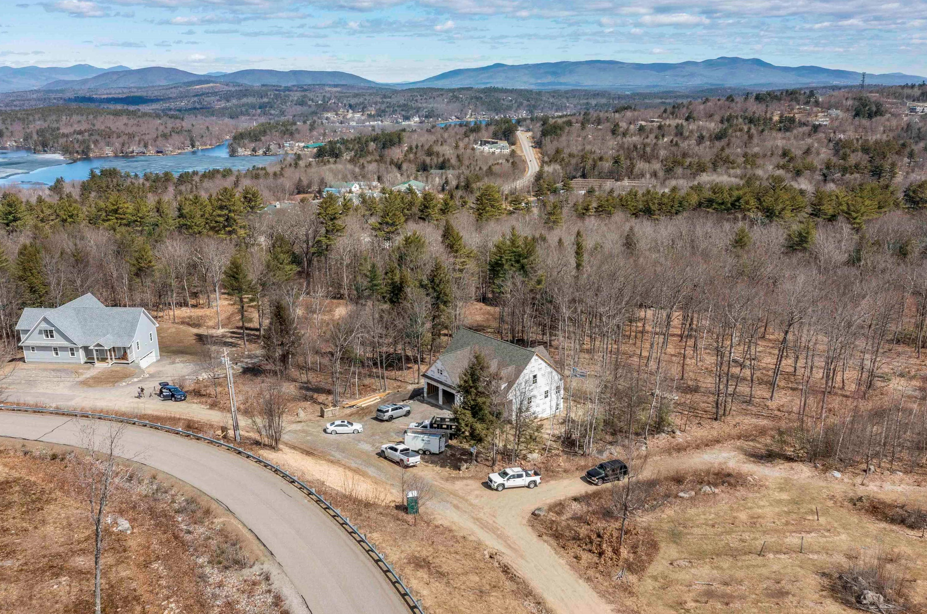 43 Clover Ridge Rd, Meredith, NH 03253-5214