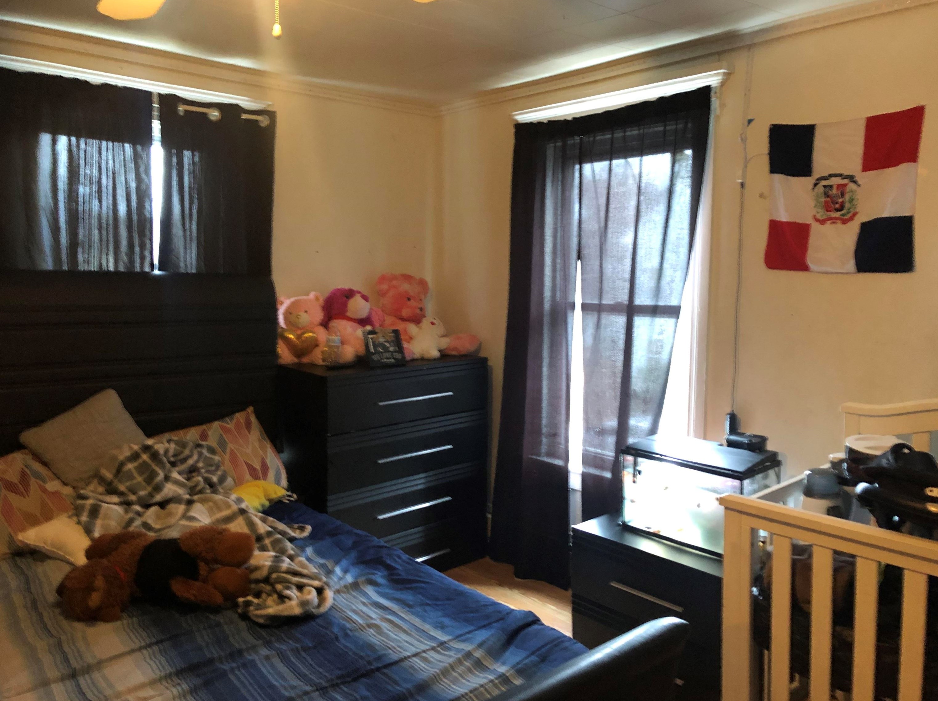 320 Cedar St, Manchester NH 03103-5311 exterior