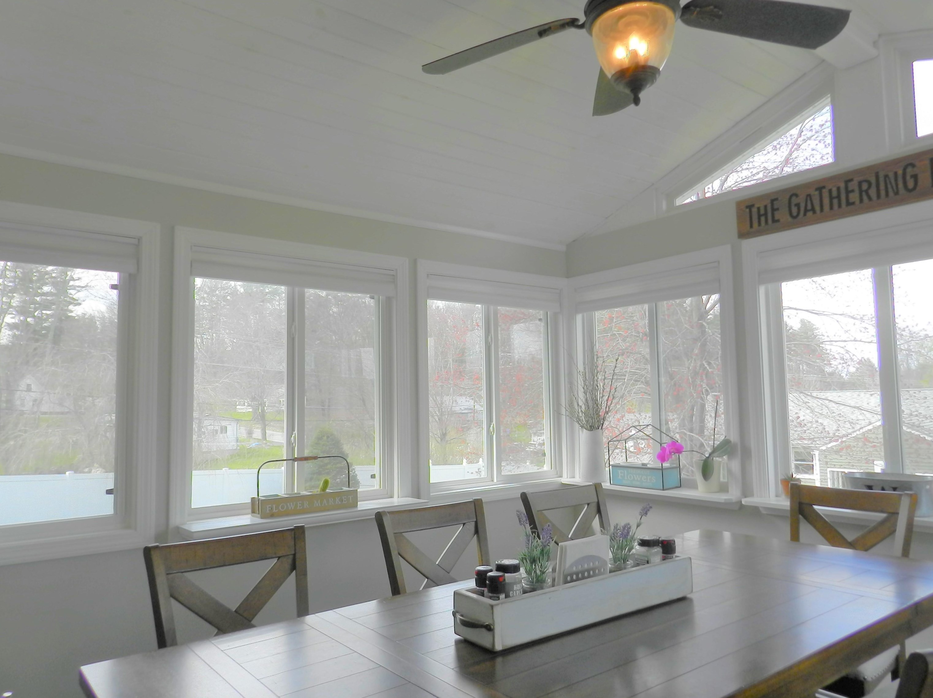 2 Heather St, Manchester NH 03104-2042 exterior