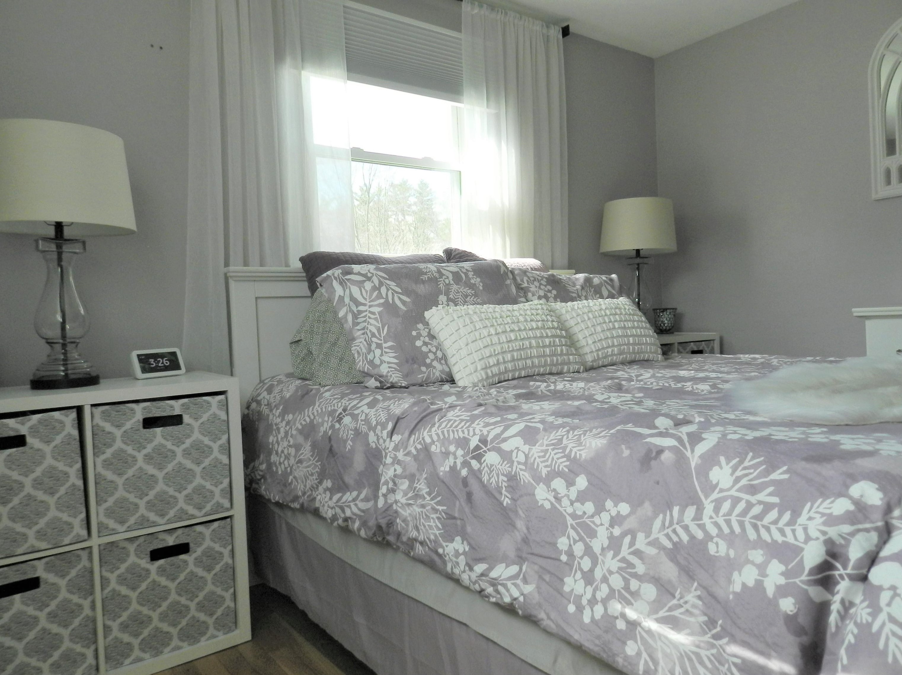 2 Heather St, Manchester NH 03104-2042 exterior